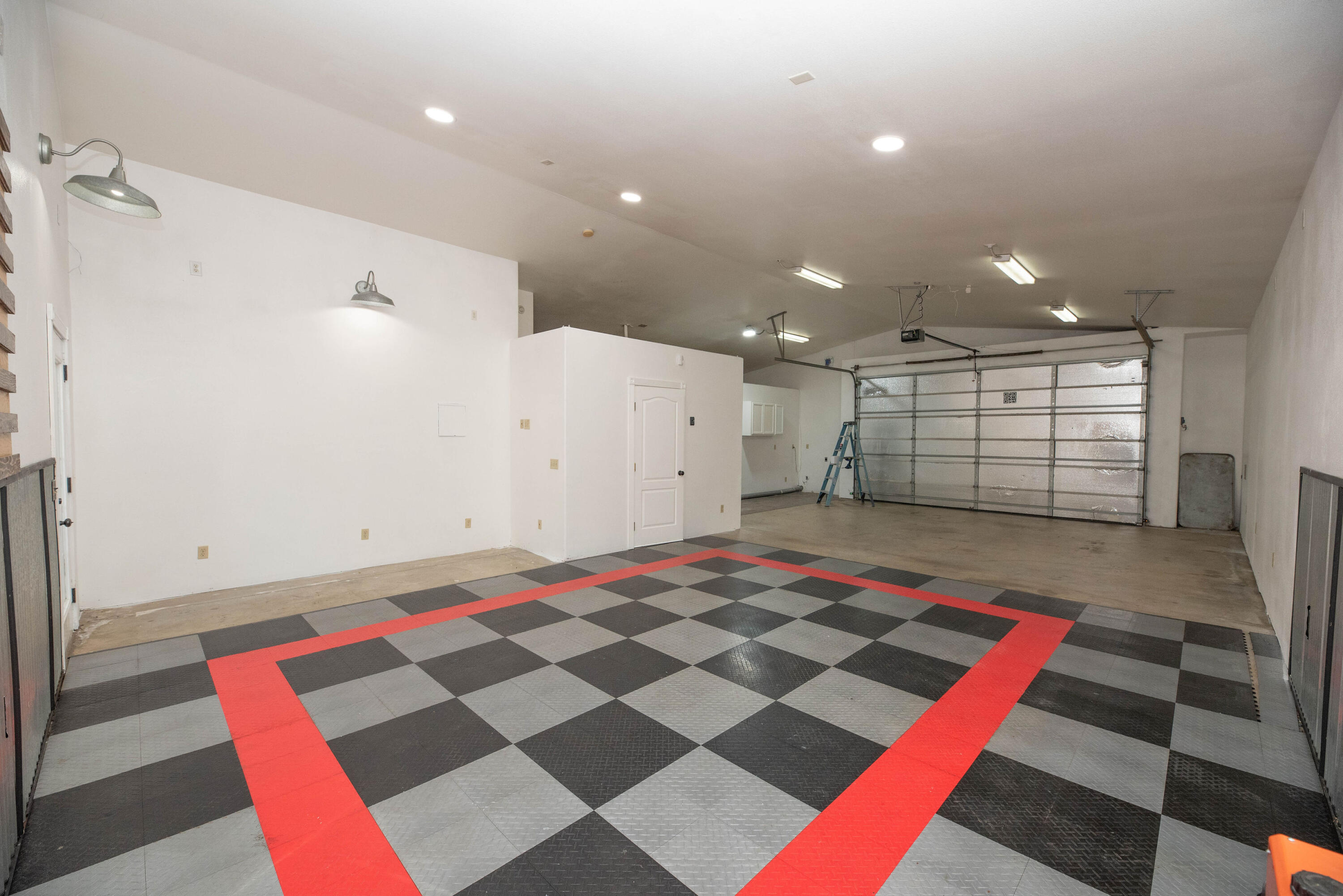 1401 S Cotta St, Visalia, CA 93292