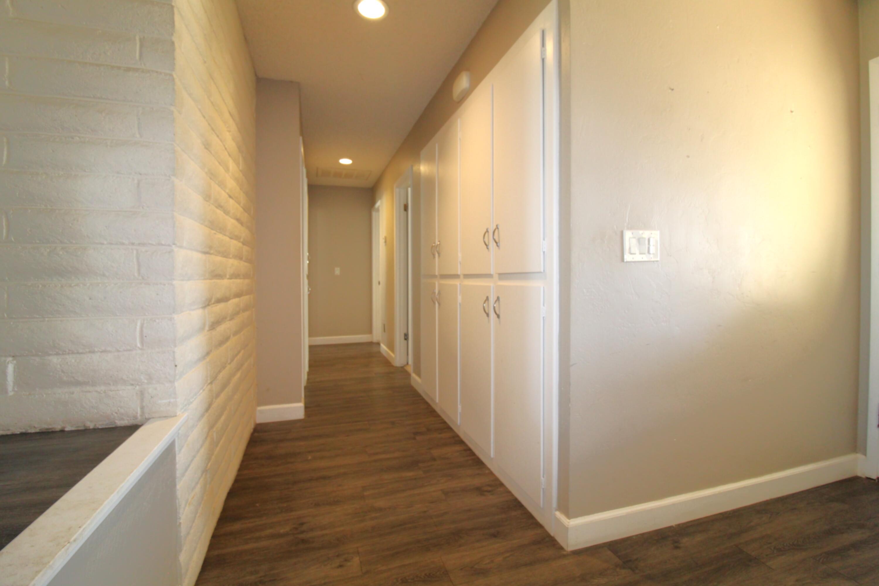 711 W Pine St, Exeter, CA 93221