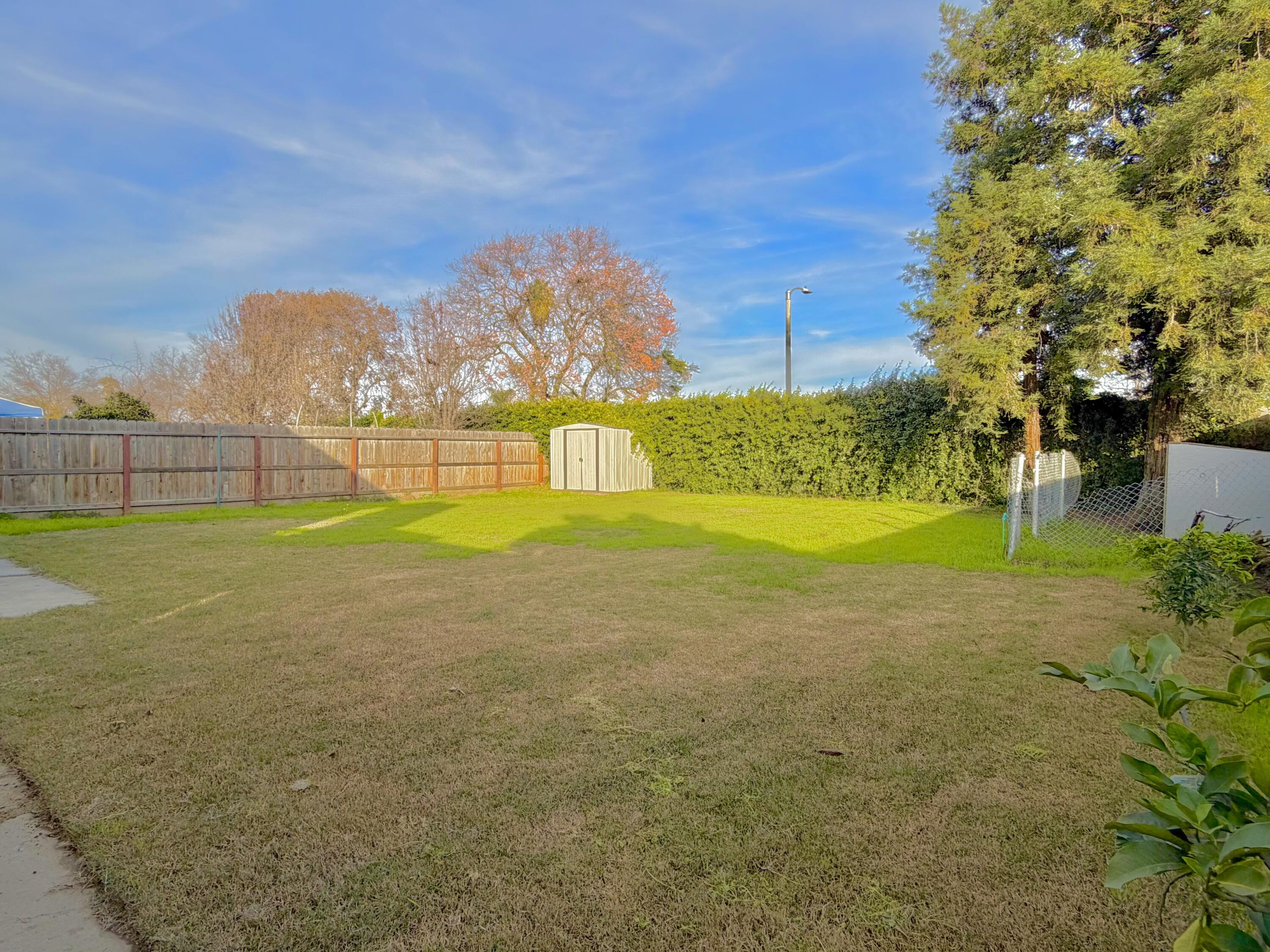 1820 N N Shady St, Visalia, CA 93291