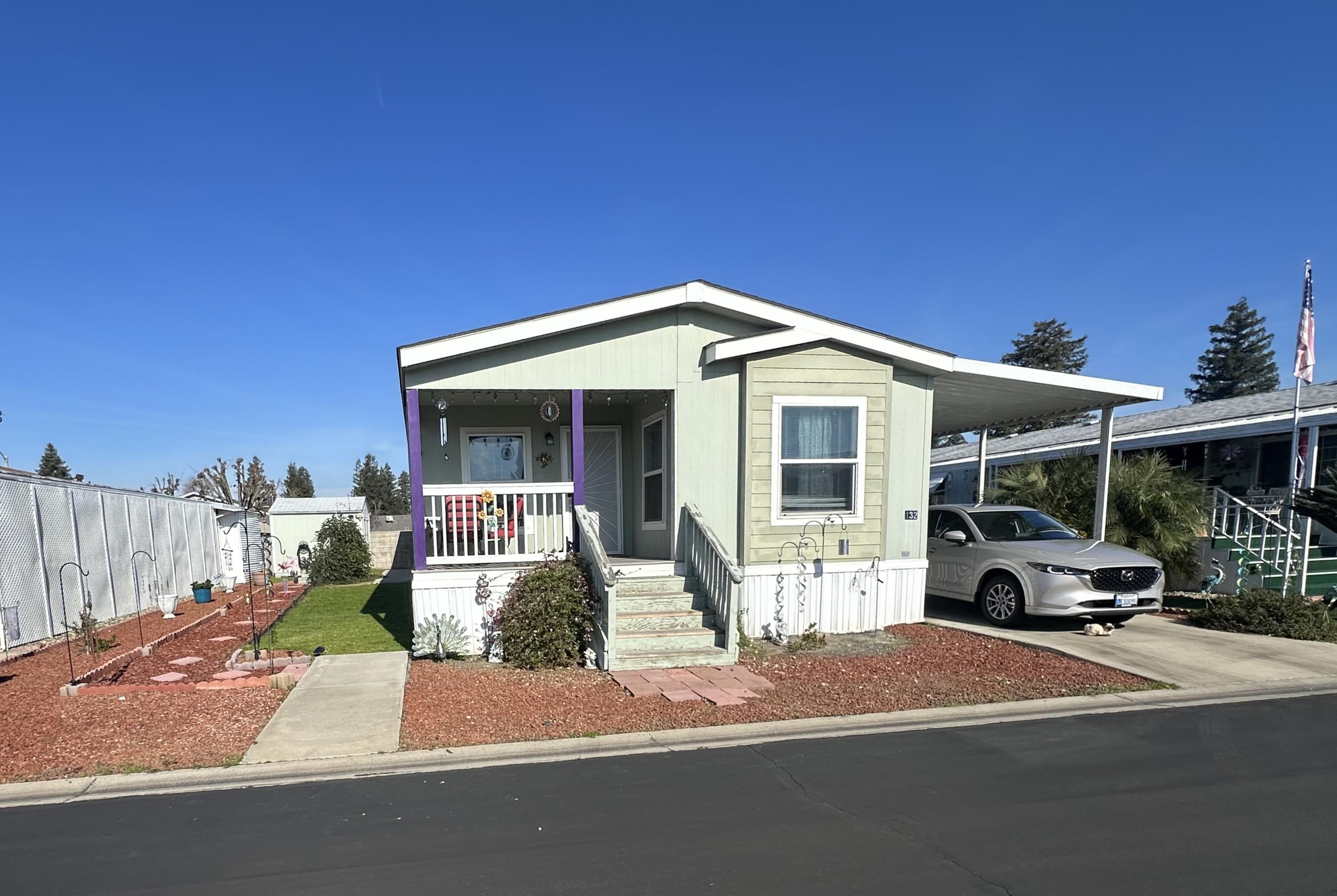 314 N Albert #132, Exeter, CA 93221