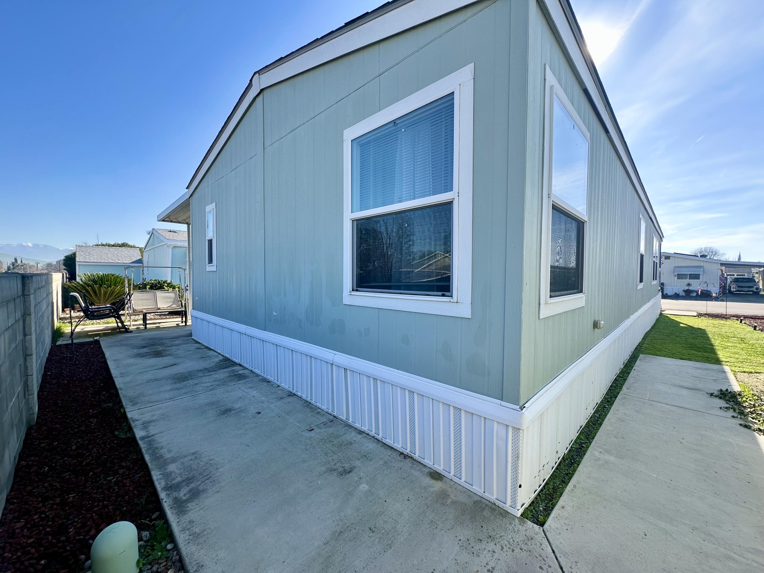 314 N Albert #132, Exeter, CA 93221