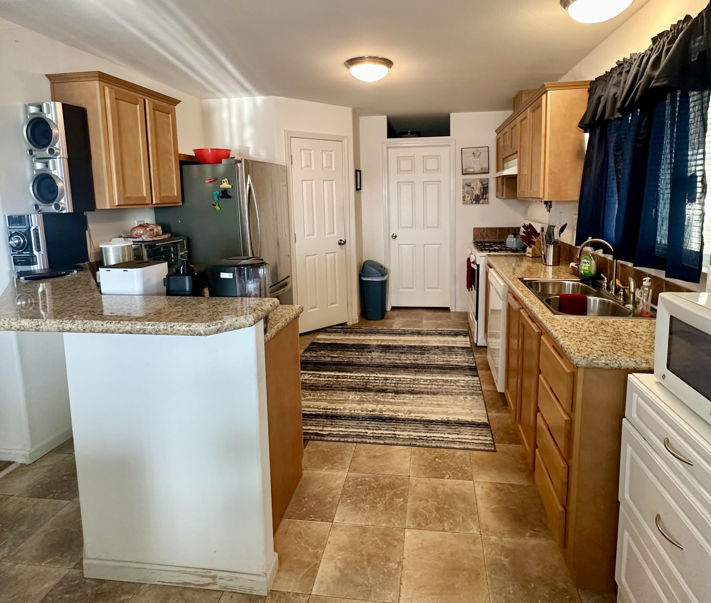 314 N Albert #132, Exeter, CA 93221