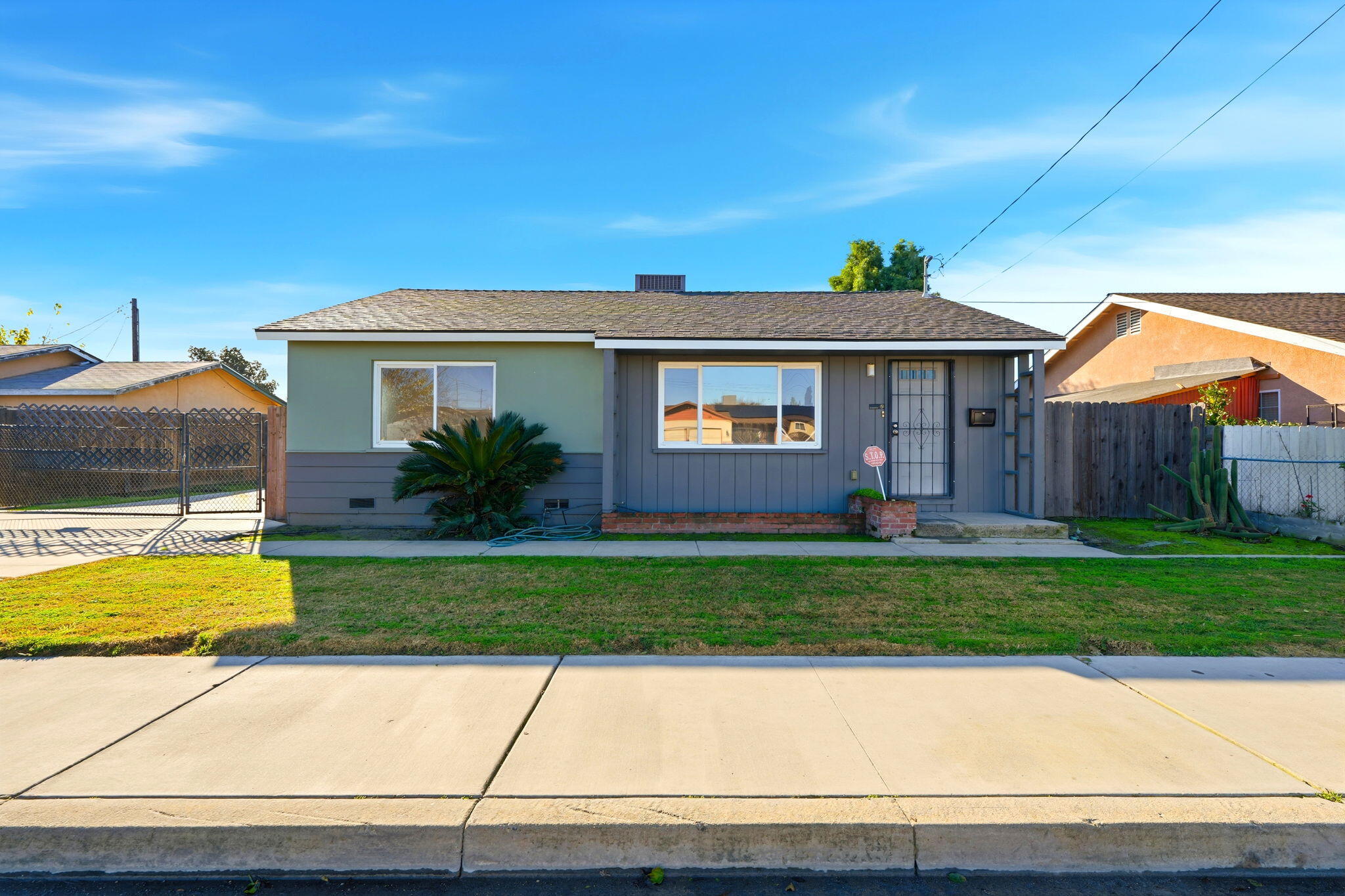 1683 W Morton Ave, Porterville, CA 93257