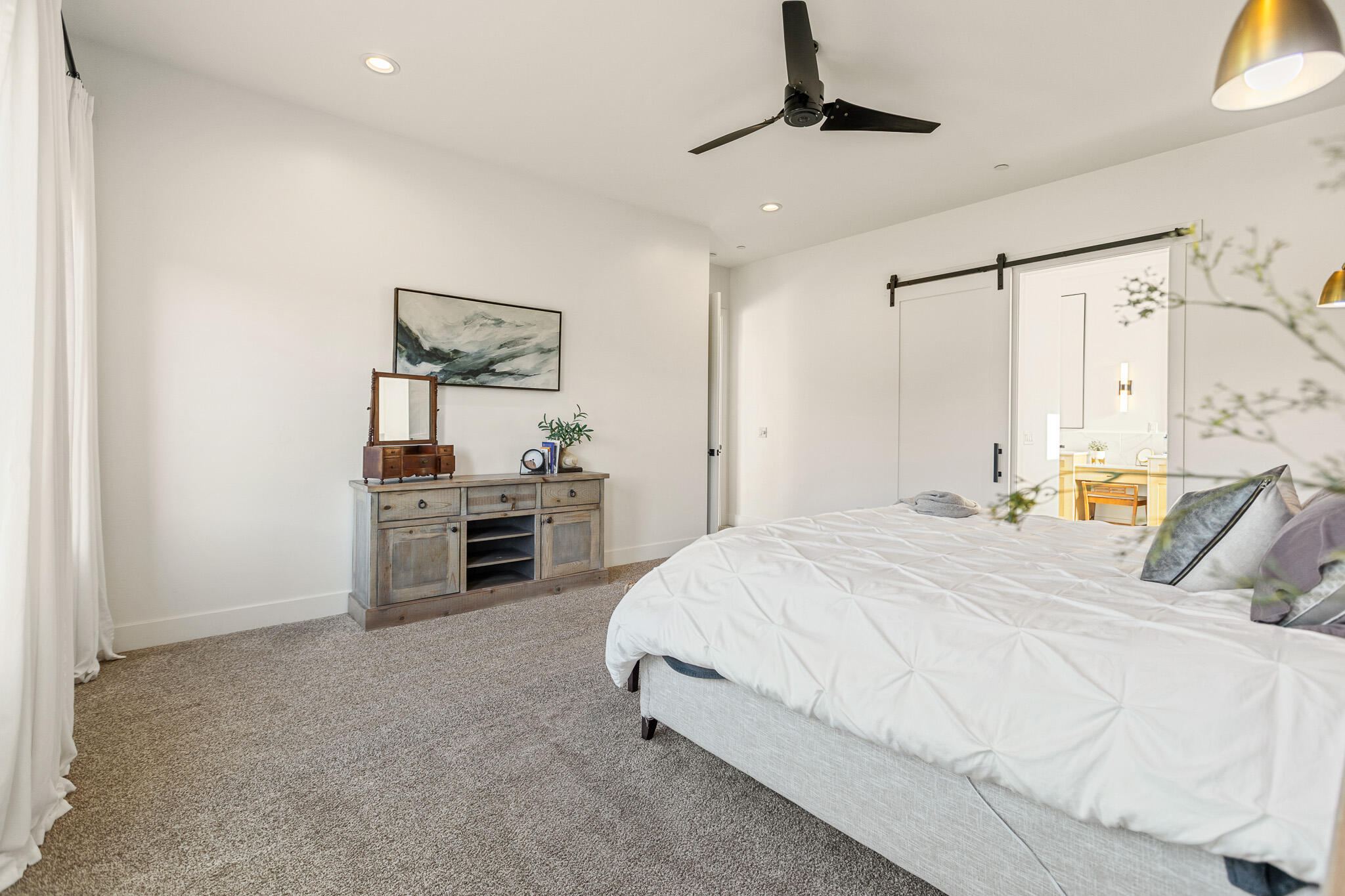 131 N Anderson Rd #B, Exeter, CA 93221