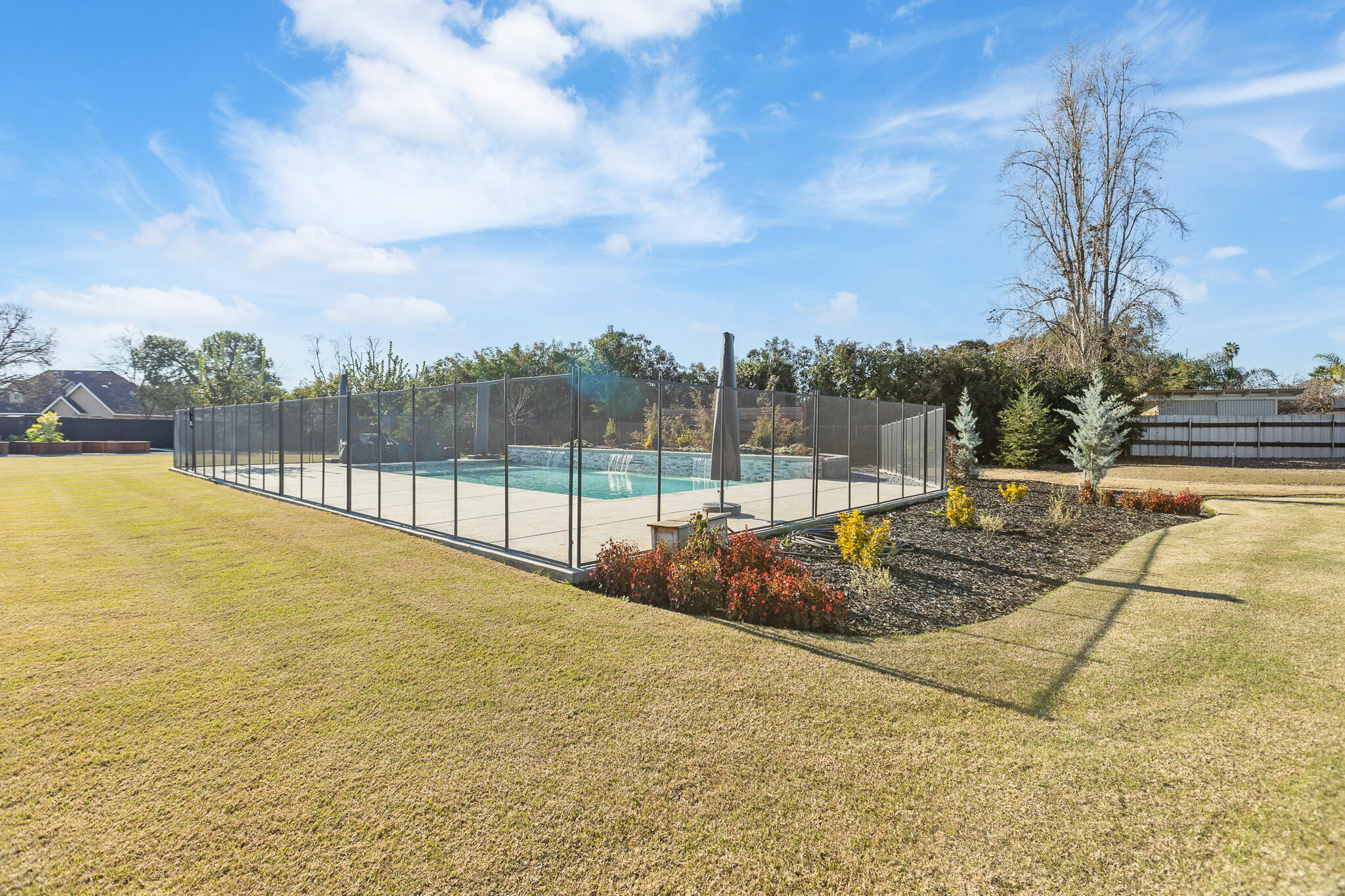 131 N Anderson Rd #B, Exeter, CA 93221