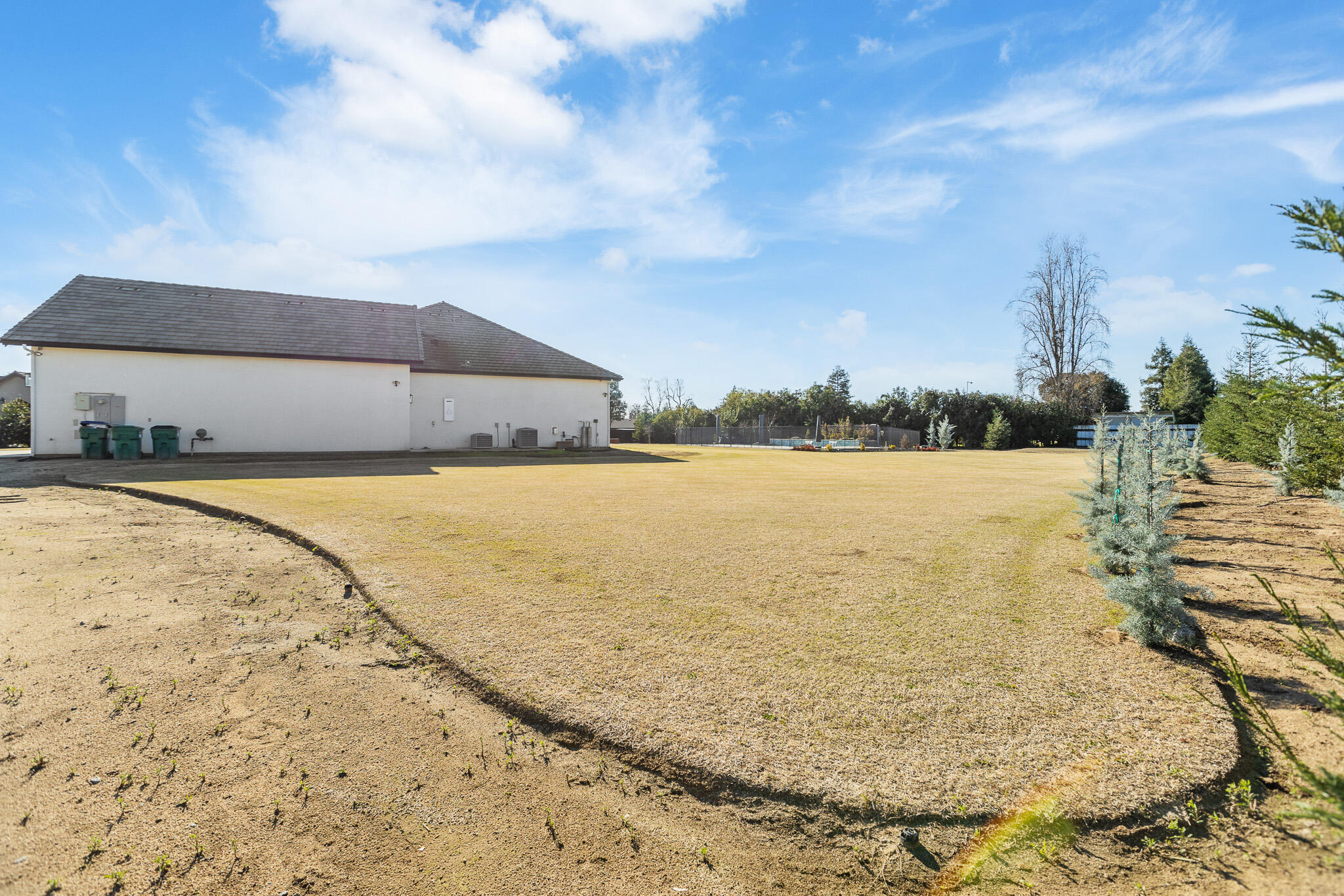 131 N Anderson Rd #B, Exeter, CA 93221