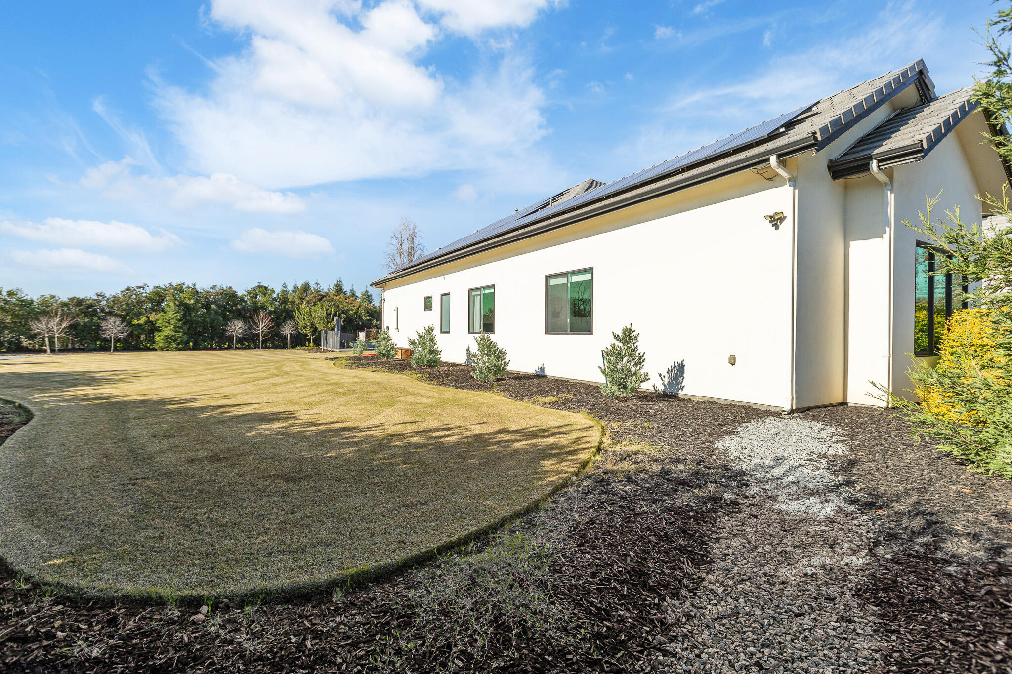 131 N Anderson Rd #B, Exeter, CA 93221