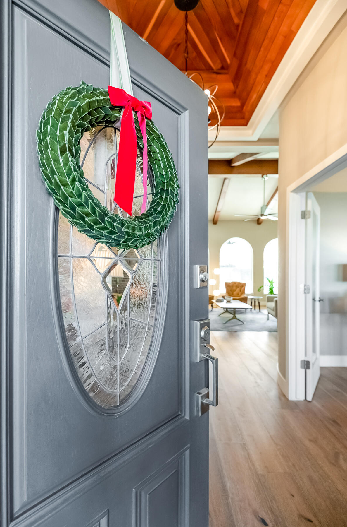 2537 E Hillcrest Ct, Visalia, CA 93292