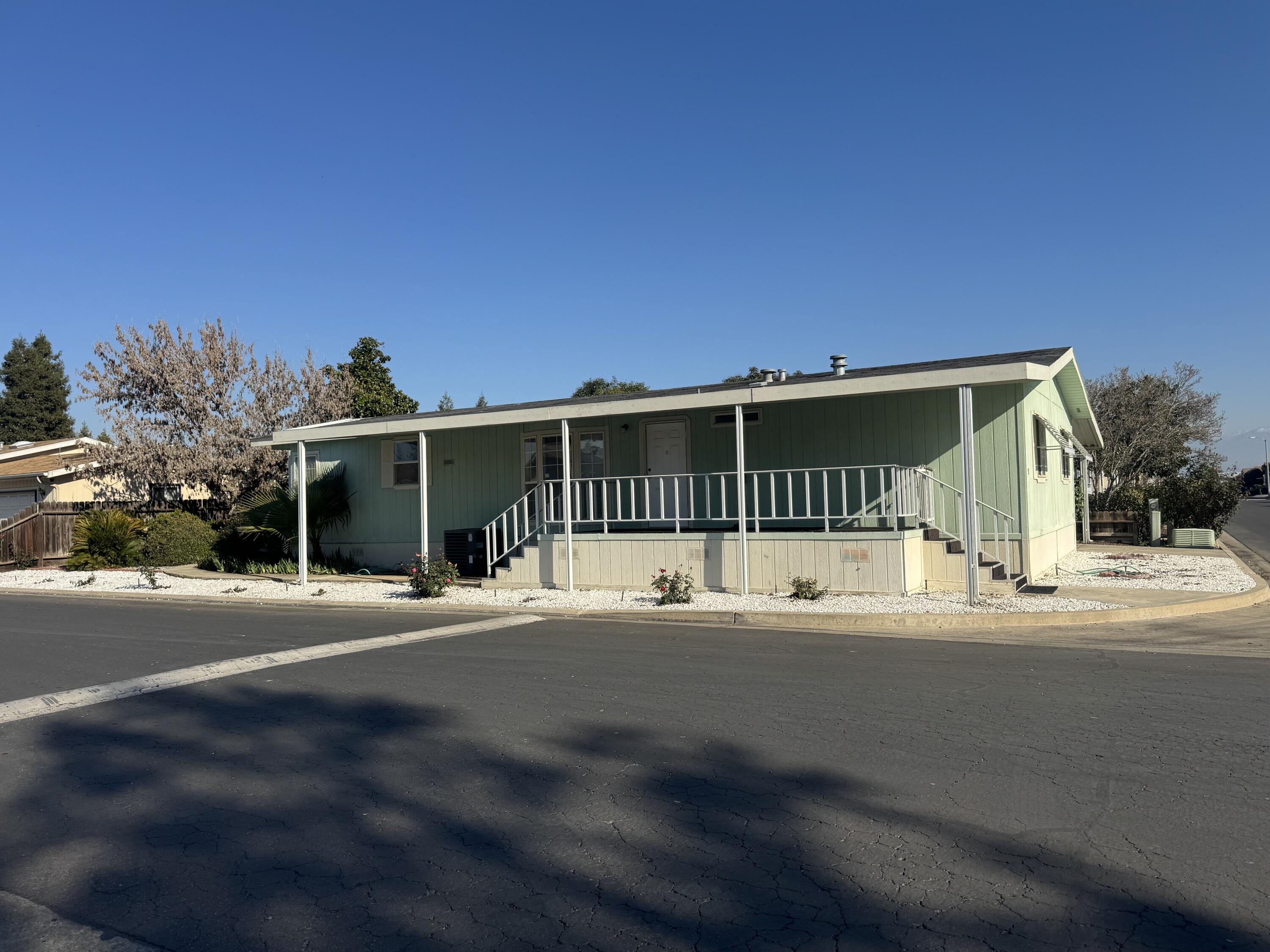 100 S Westwood St #92, Porterville, CA 93257