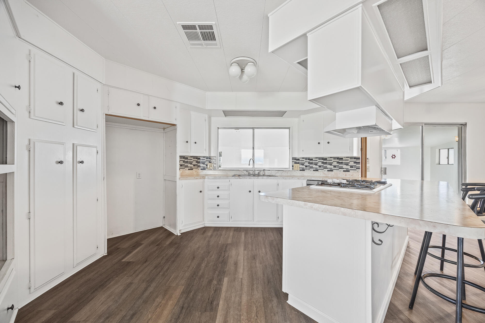 5505 W Tulare Spc 73 Ave, Visalia, CA 93277