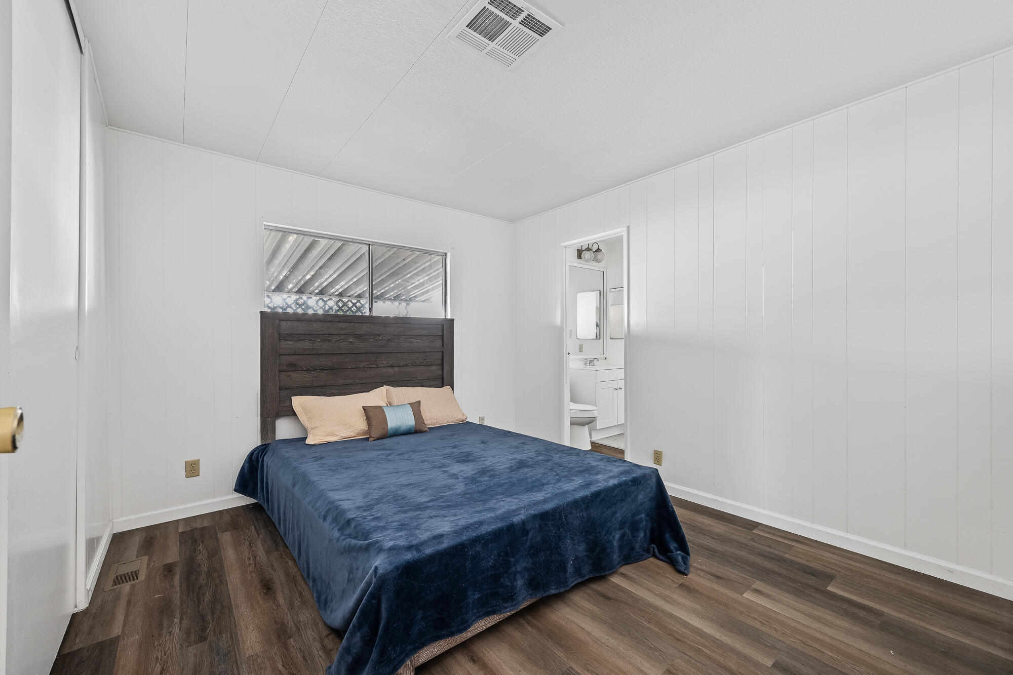 5505 W Tulare Spc 73 Ave, Visalia, CA 93277