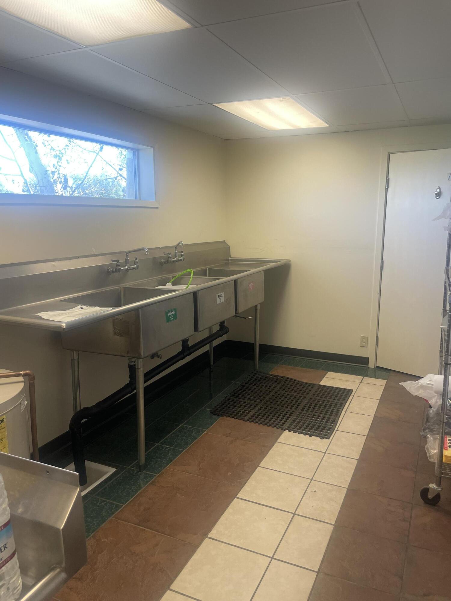 20934 Ave 296, Exeter, CA 93221