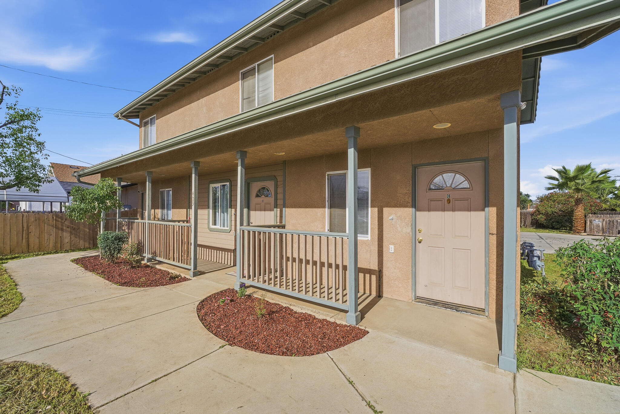 409 Valencia St, Lindsay, CA 93247