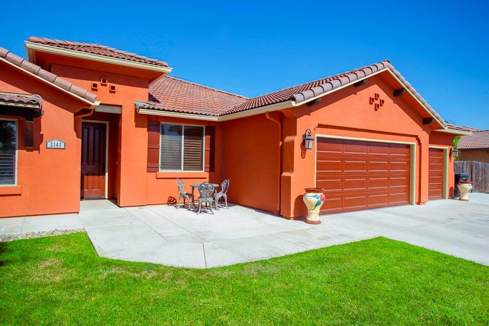 2140 Kimberly Pl, Porterville, CA 93257