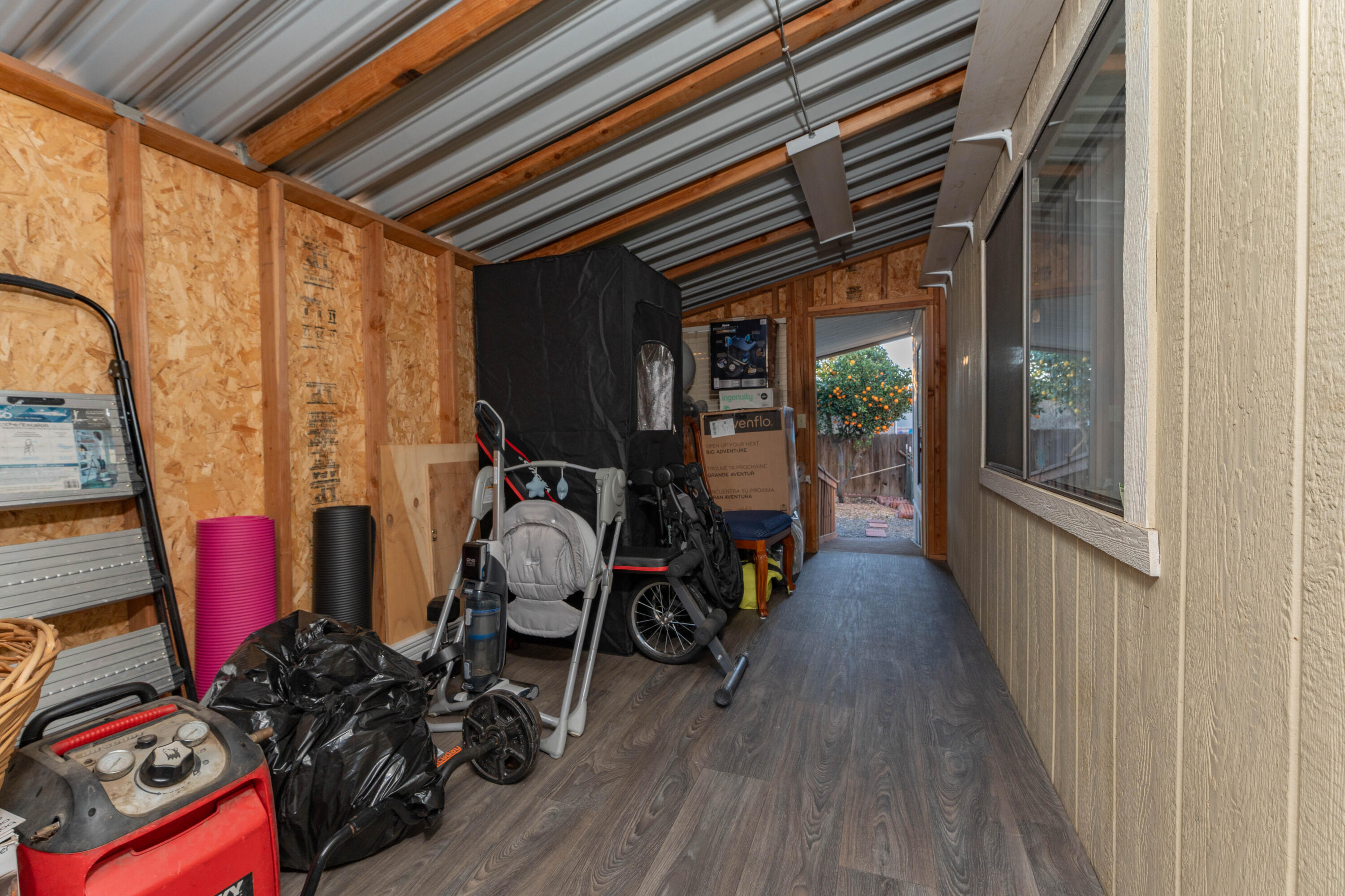 975 N H Street #11, Tulare, CA 93274