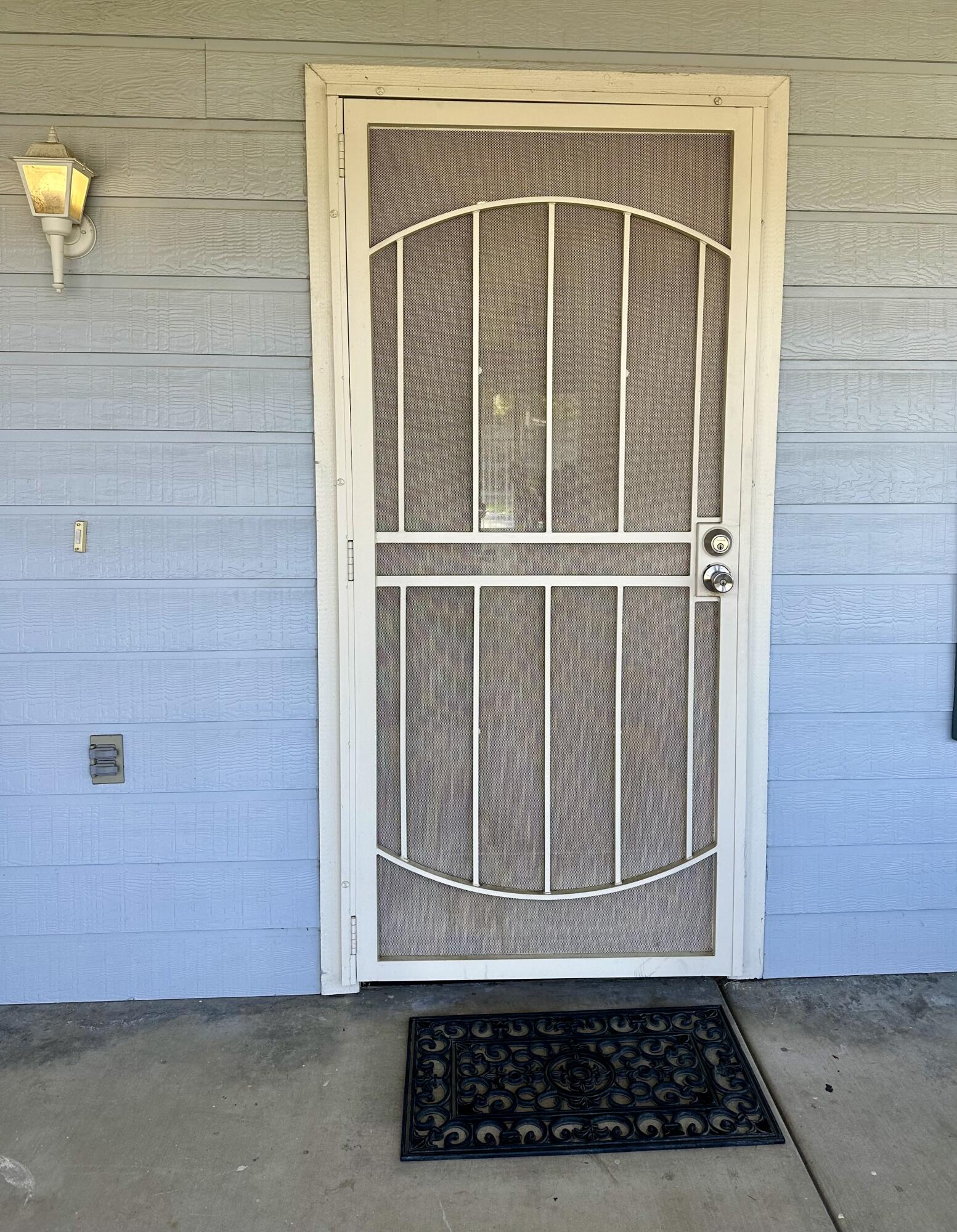 1126 Bradley Ct, Exeter, CA 93221