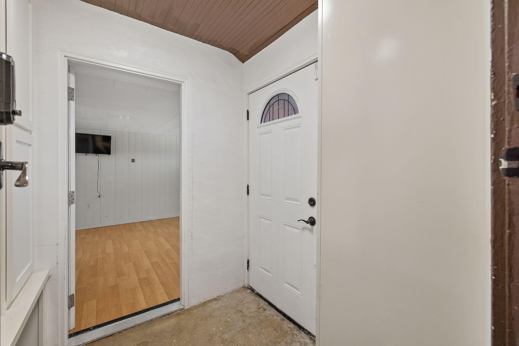 1300 W College Ave, Visalia, CA 93277