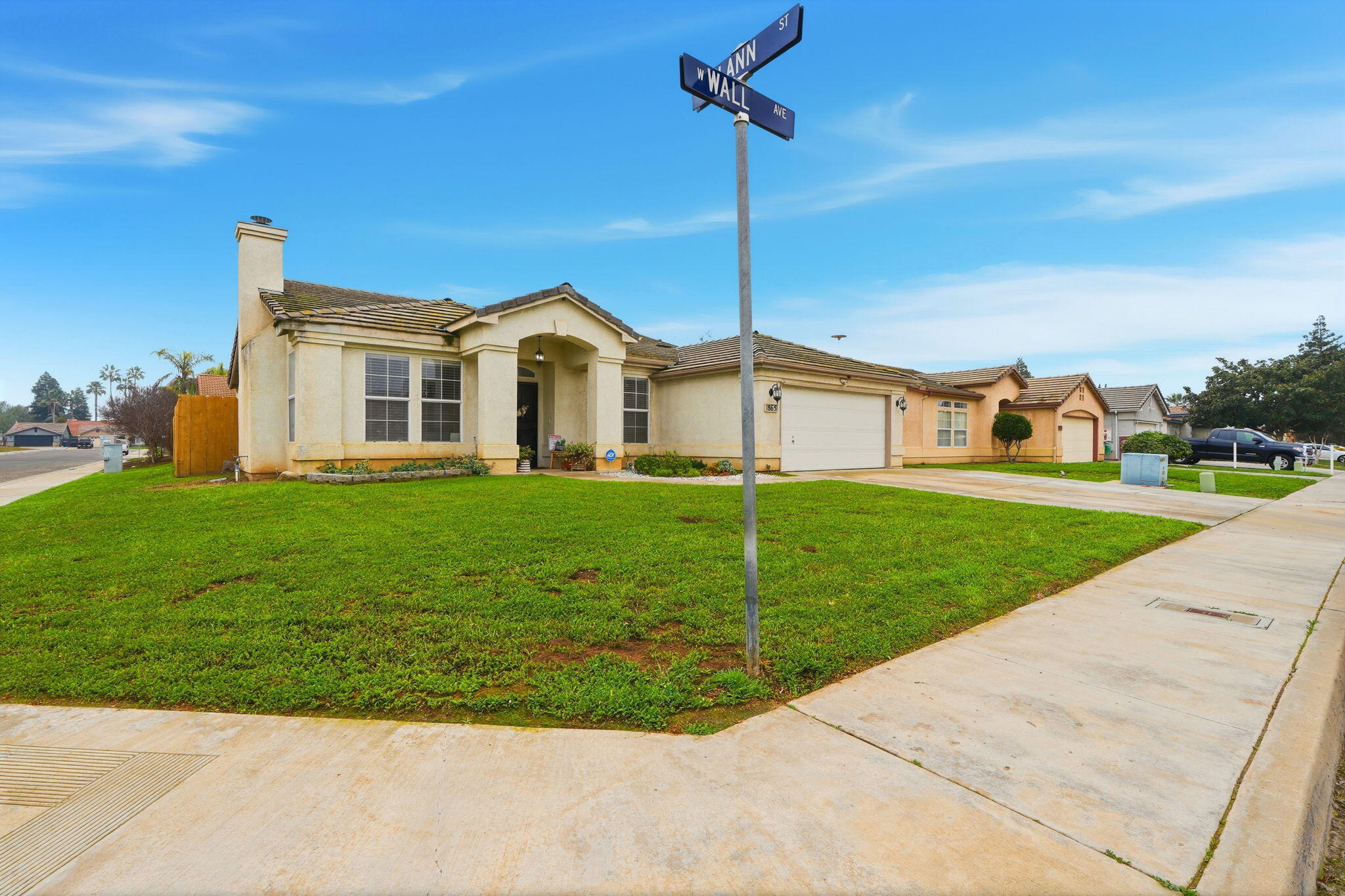 1865 W Wall Ave, Porterville, CA 93257