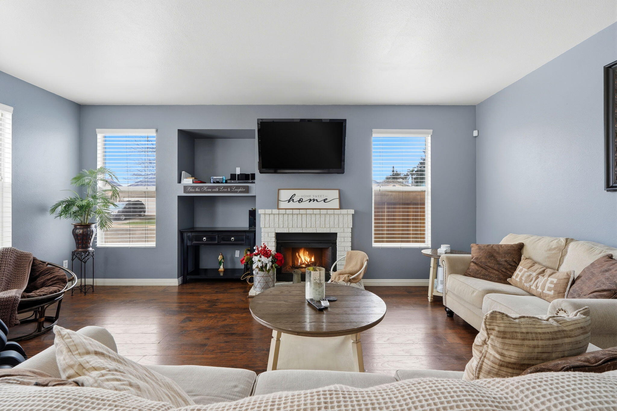 1865 W Wall Ave, Porterville, CA 93257