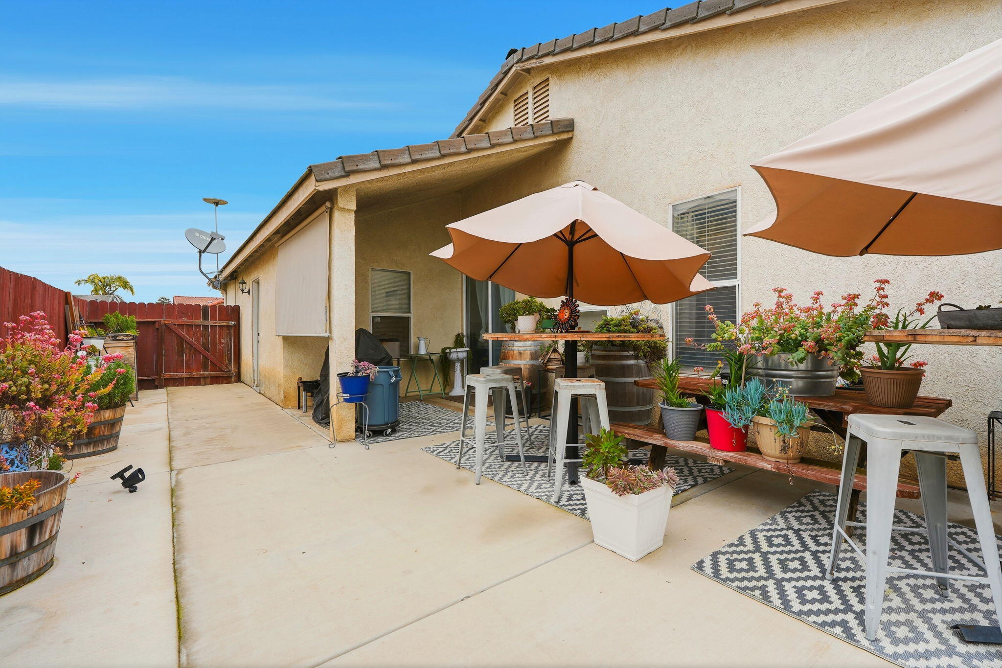 1865 W Wall Ave, Porterville, CA 93257