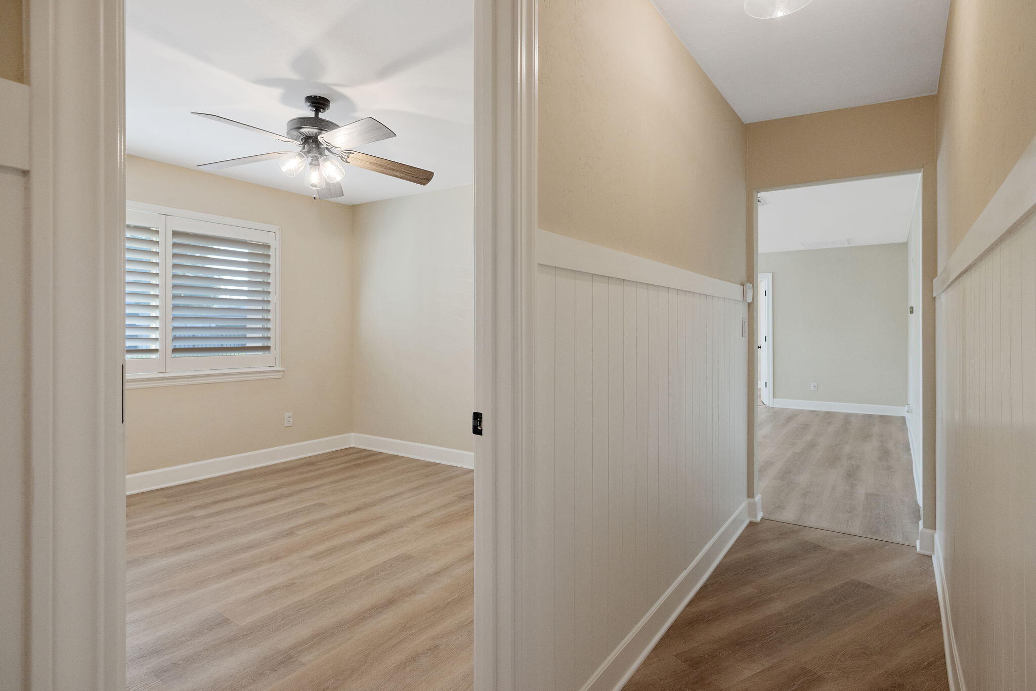 2212 W Sunset Dr, Visalia, CA 93291