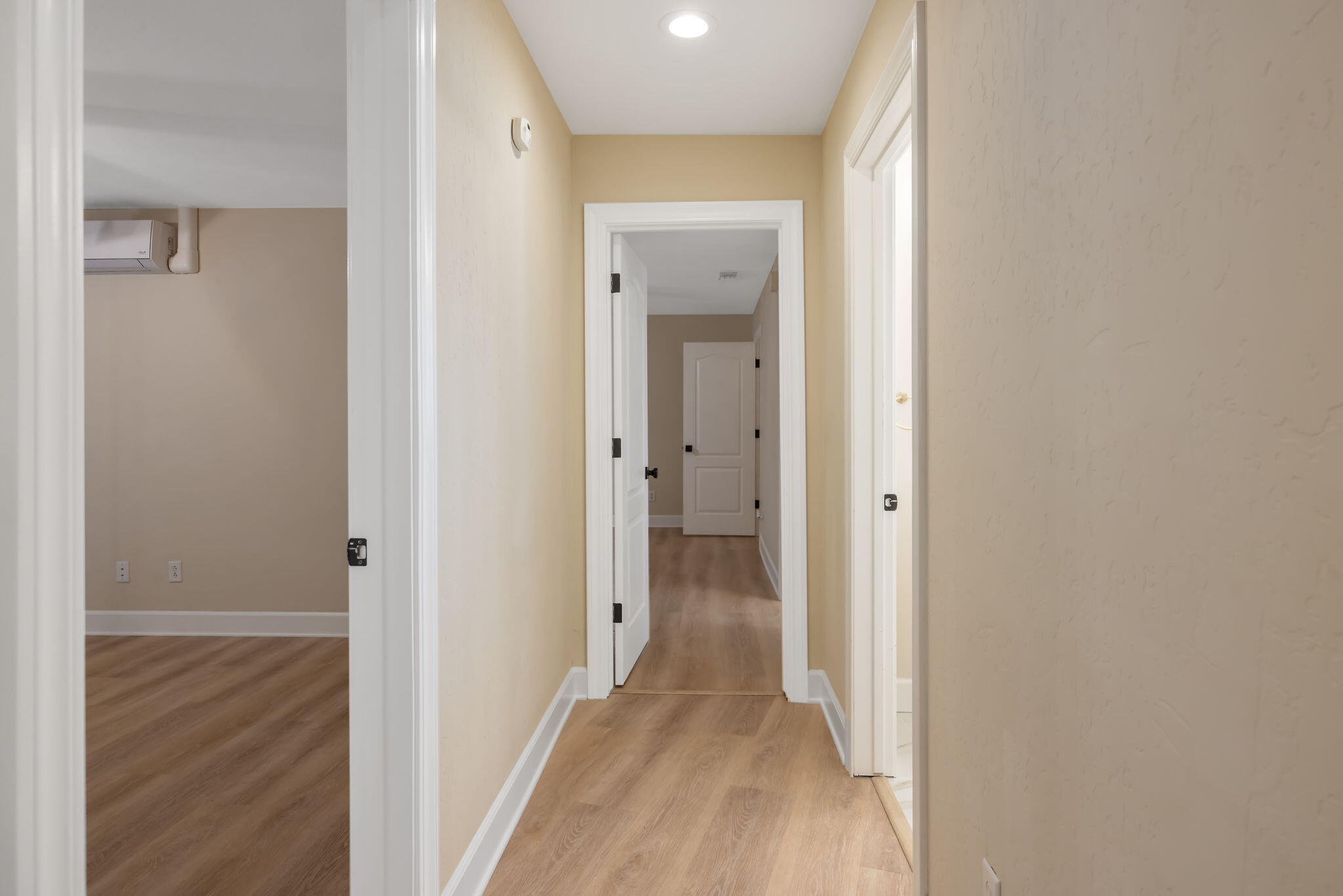 2212 W Sunset Dr, Visalia, CA 93291