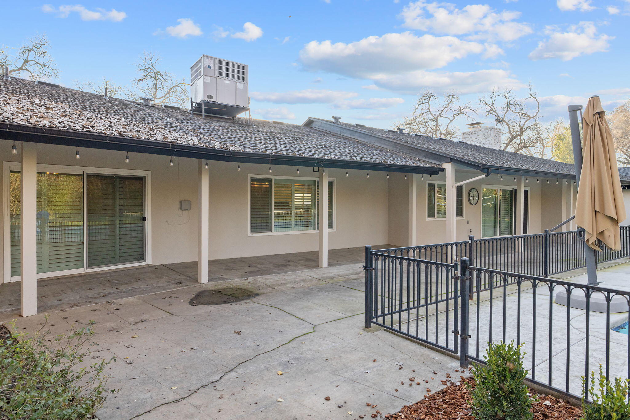 2212 W Sunset Dr, Visalia, CA 93291