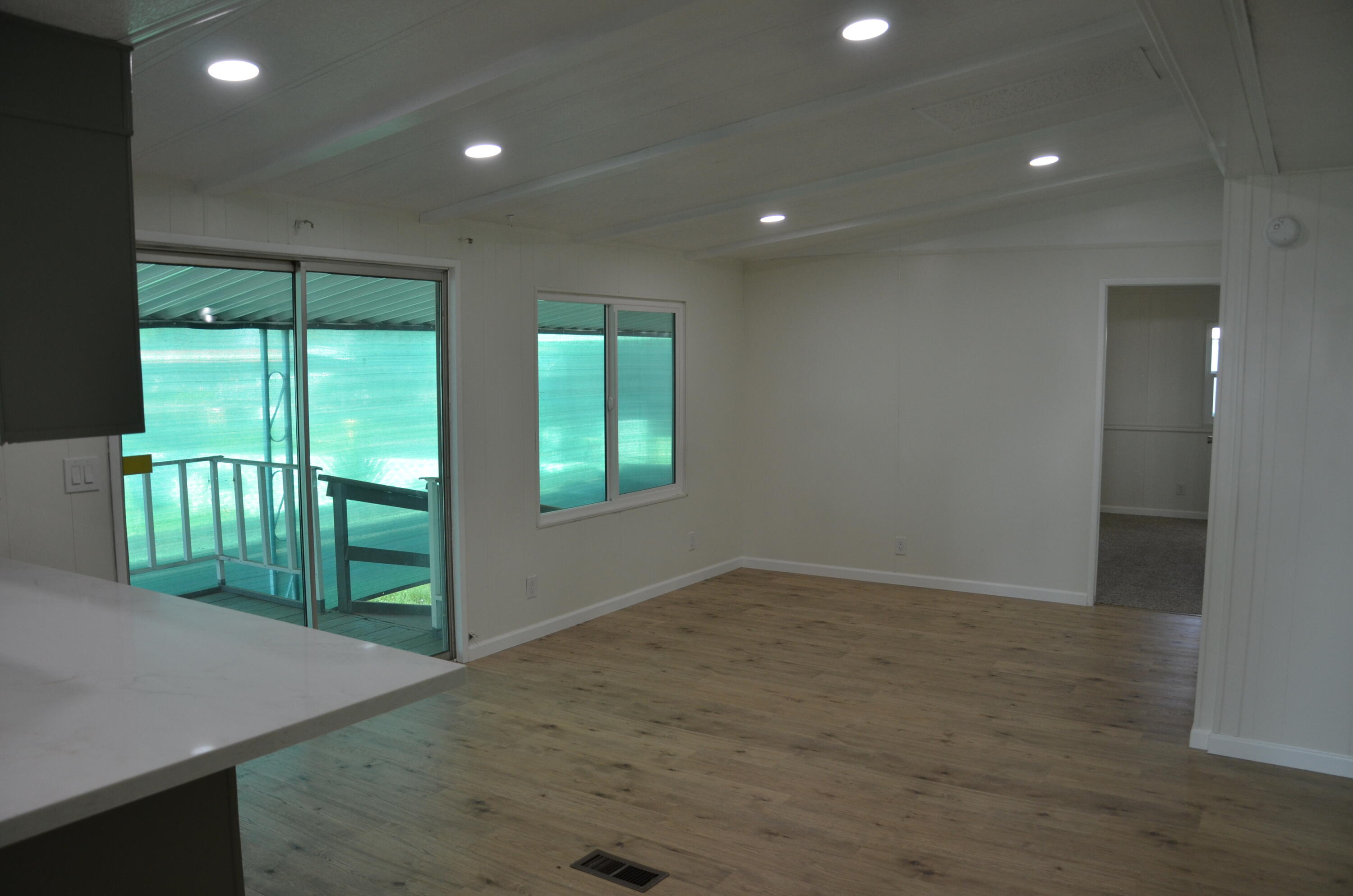 2400 W Midvalley Ave #S8, Visalia, CA 93277