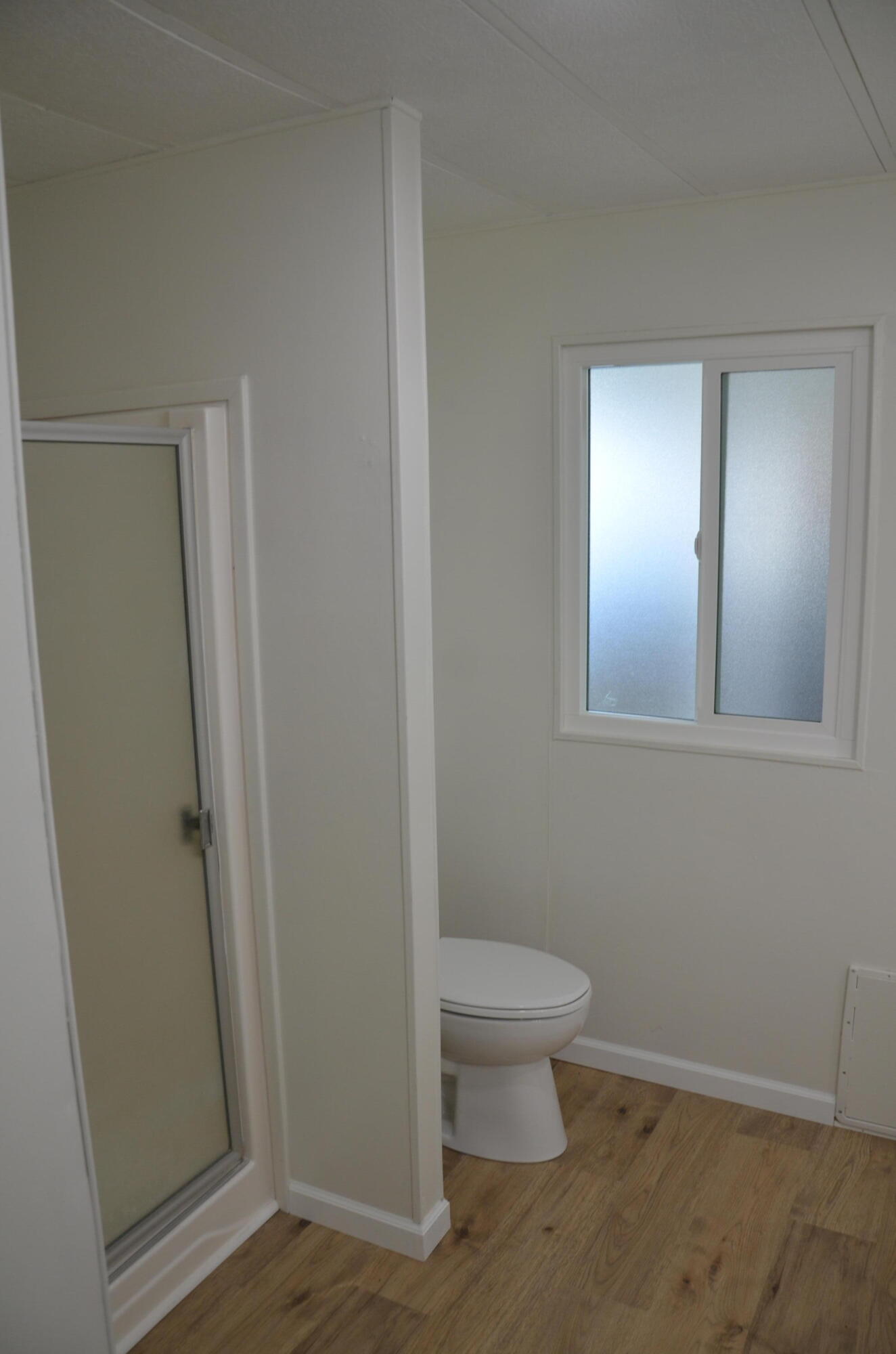 2400 W Midvalley Ave #S8, Visalia, CA 93277