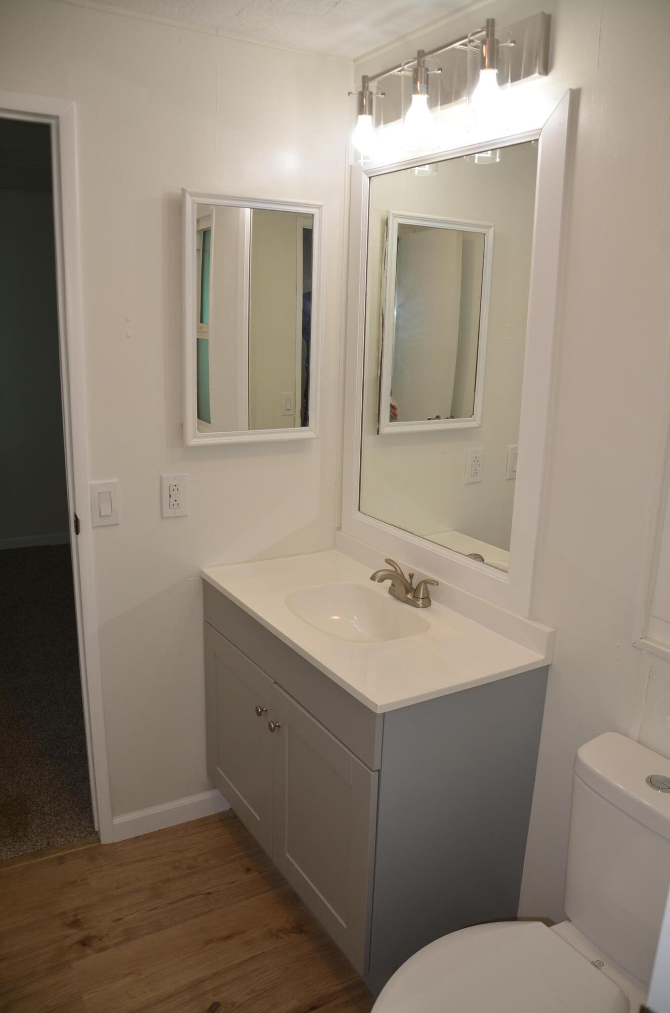 2400 W Midvalley Ave #S8, Visalia, CA 93277