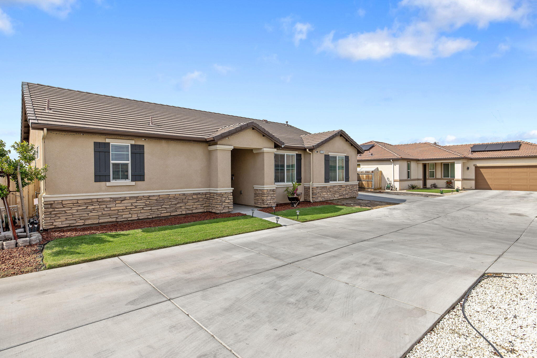 3159 Manchester St, Tulare, CA 93274