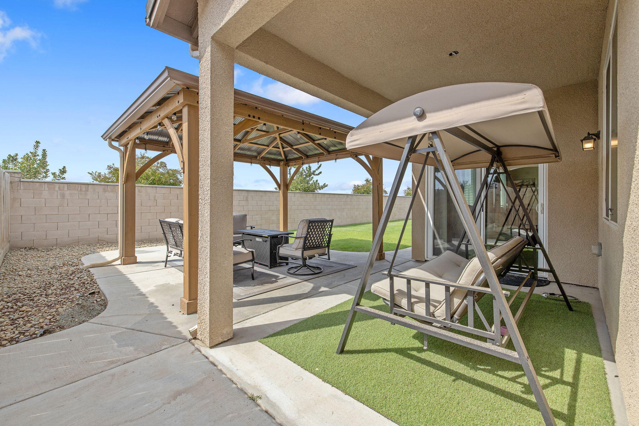 3159 Manchester St, Tulare, CA 93274