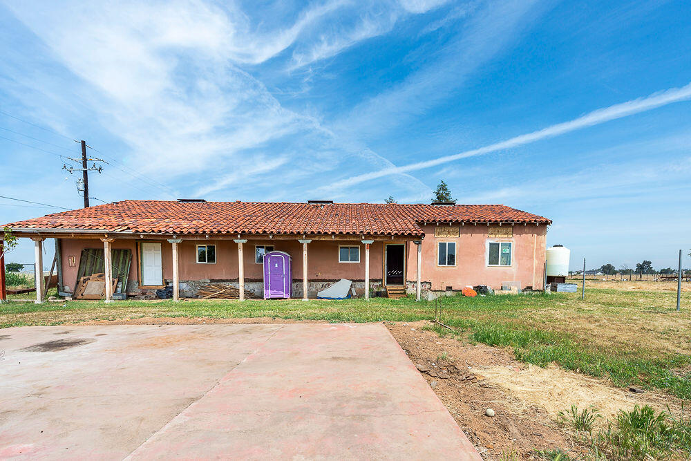 2803 Sharon Blvd, Madera, CA 93638