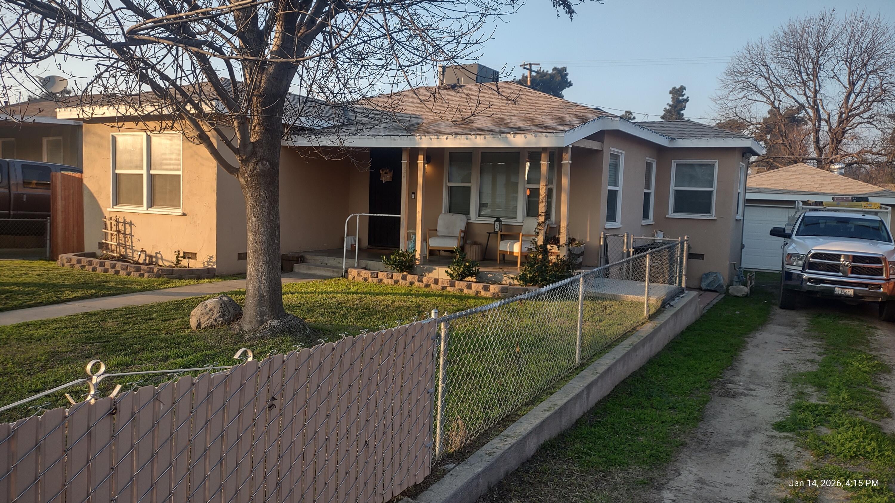 204 W Kanai Ave, Porterville, CA 93257