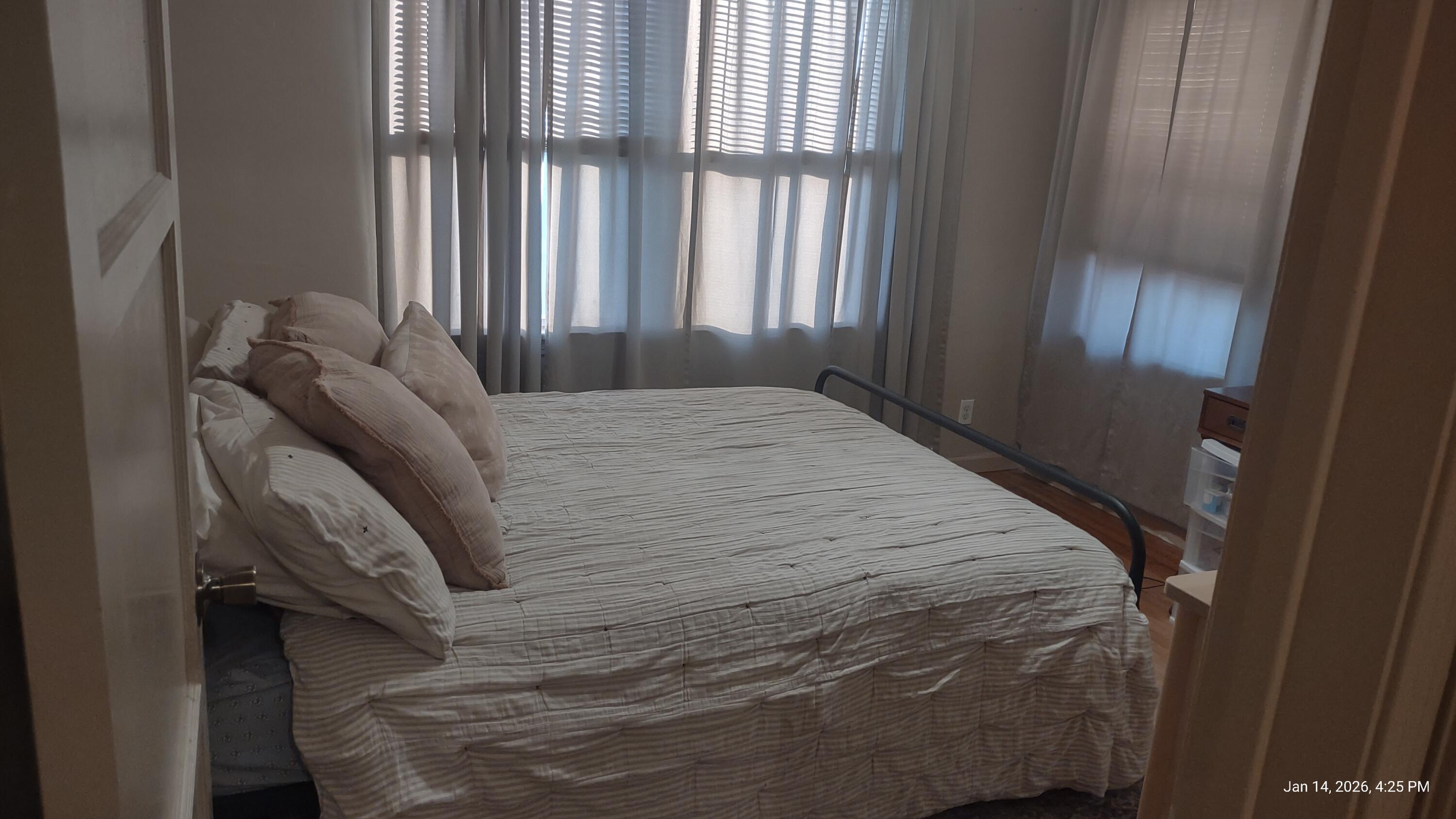 204 W Kanai Ave, Porterville, CA 93257