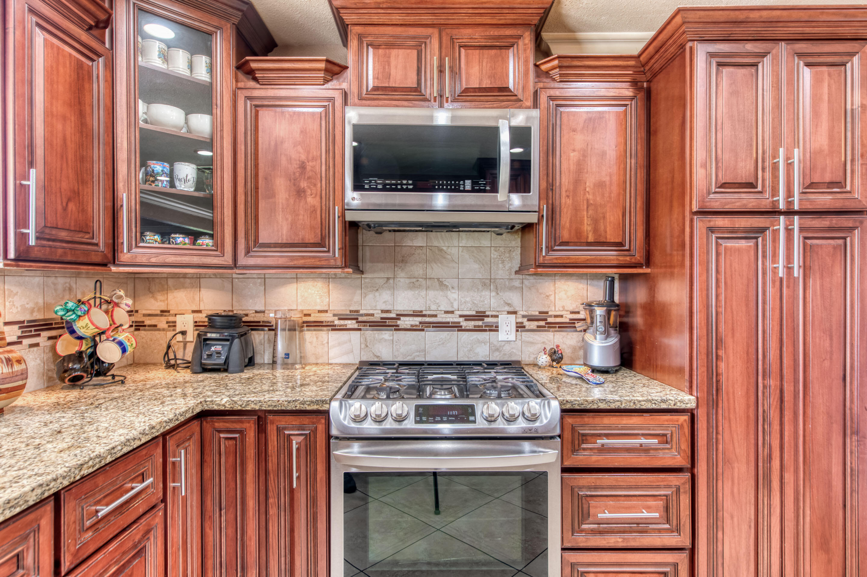 25540 Lynn Pl #B, Madera, CA 93638