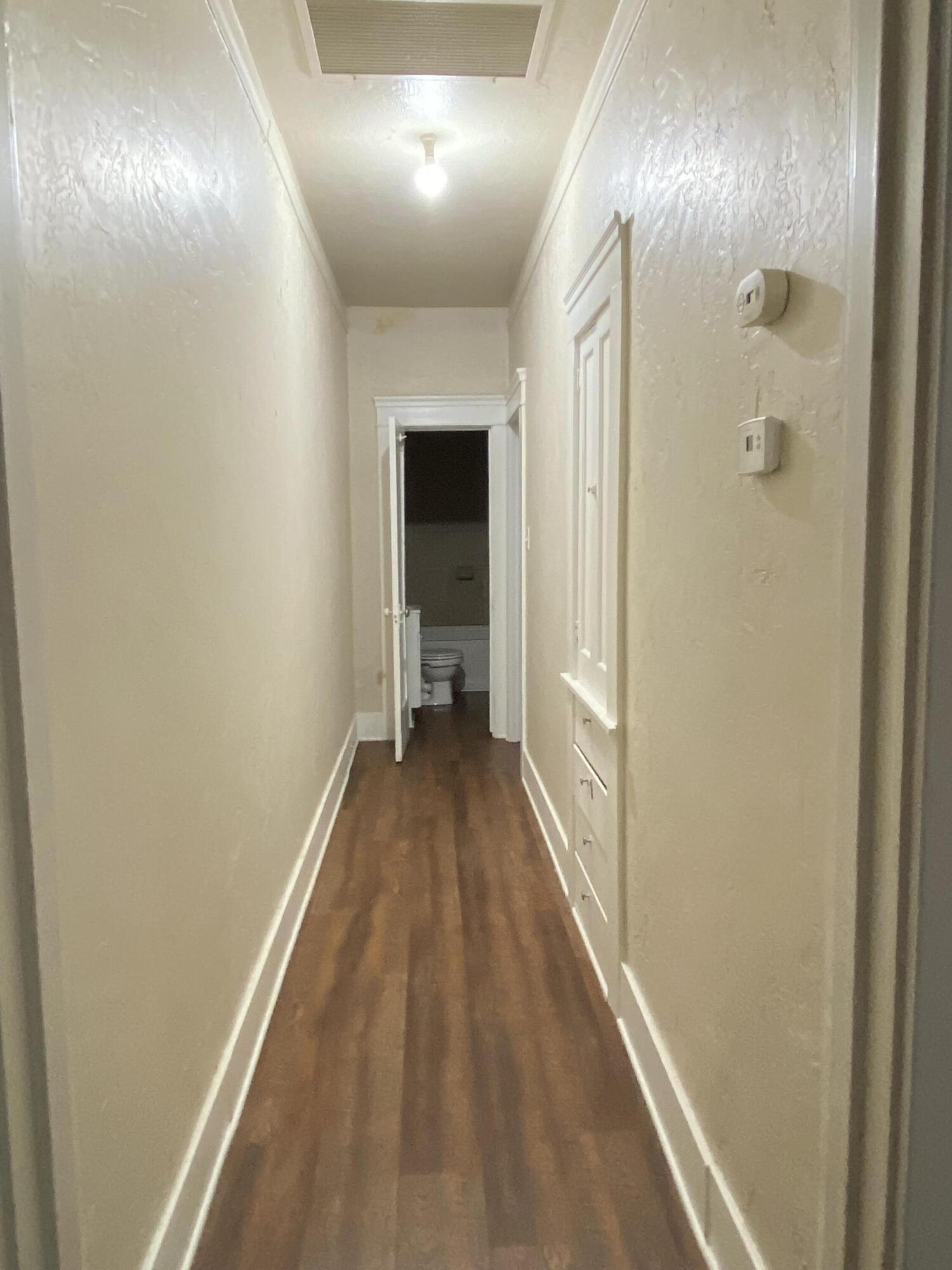 237 S C St, Exeter, CA 93221