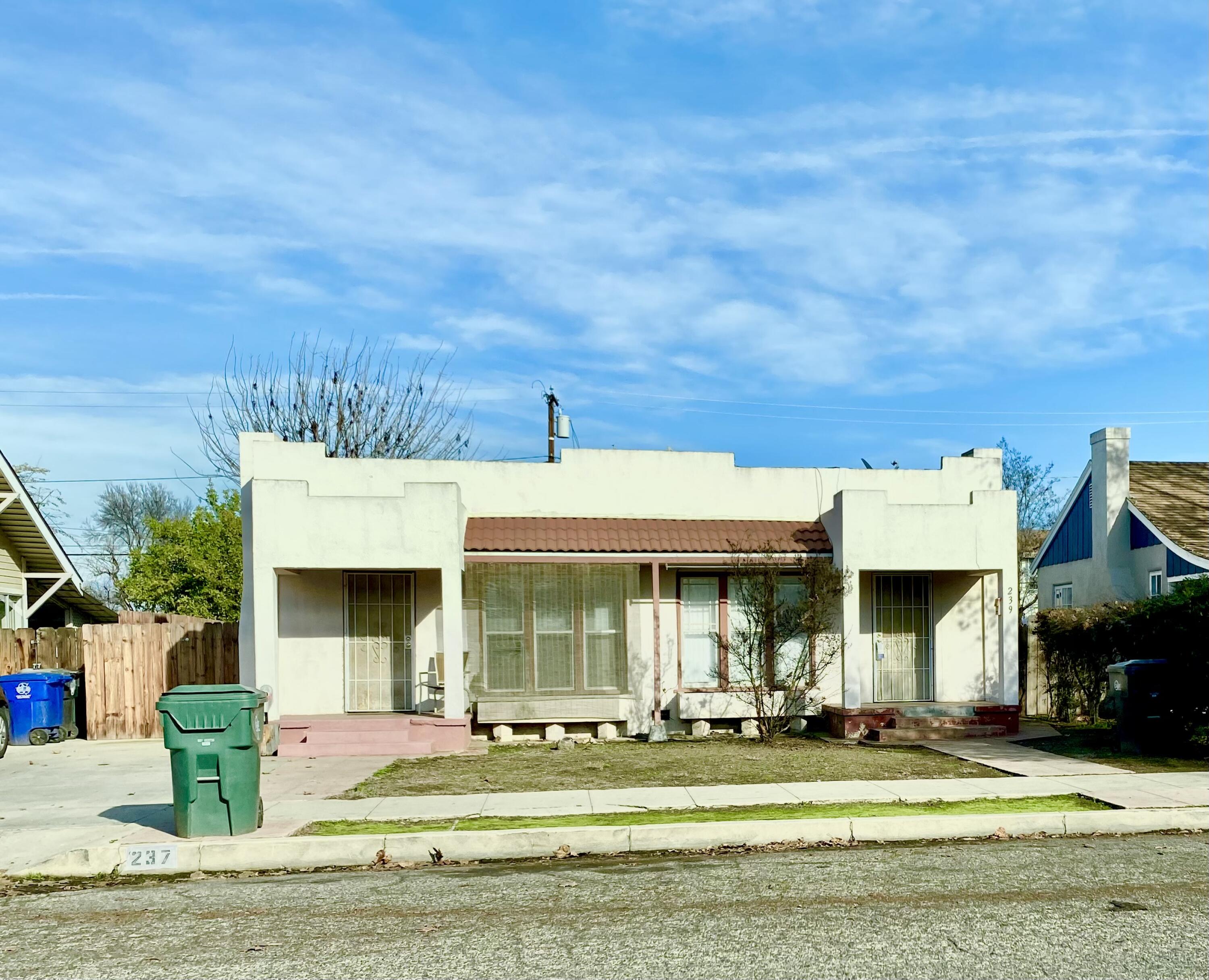 237 S C St, Exeter, CA 93221