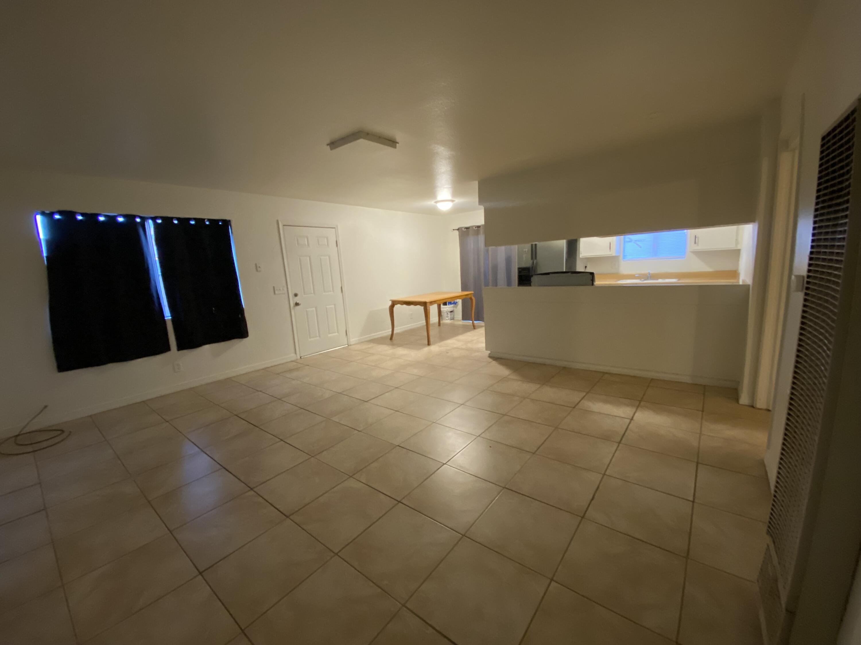 237 S C St, Exeter, CA 93221