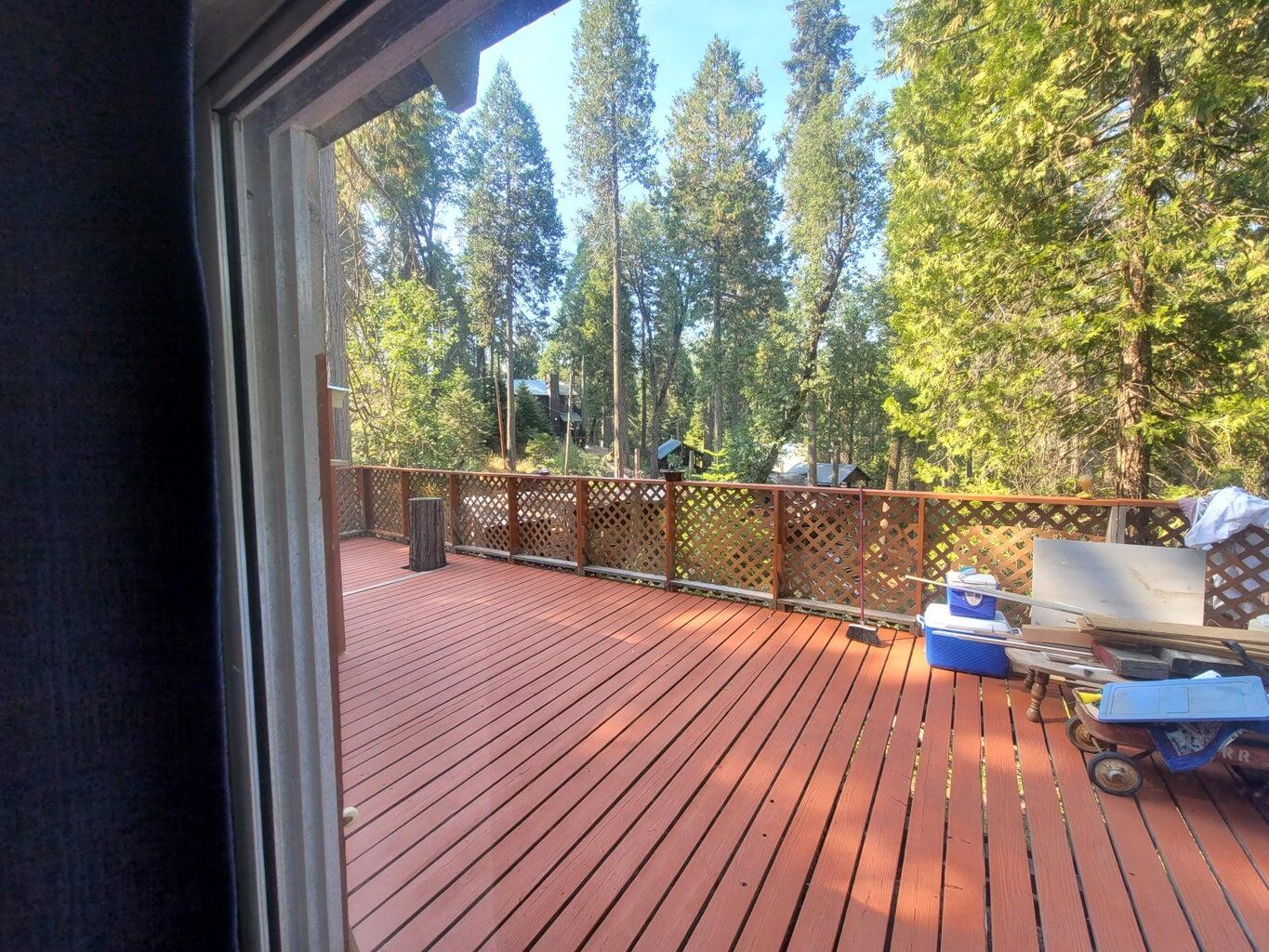 57918 Redwood Trl, Badger, CA 93603