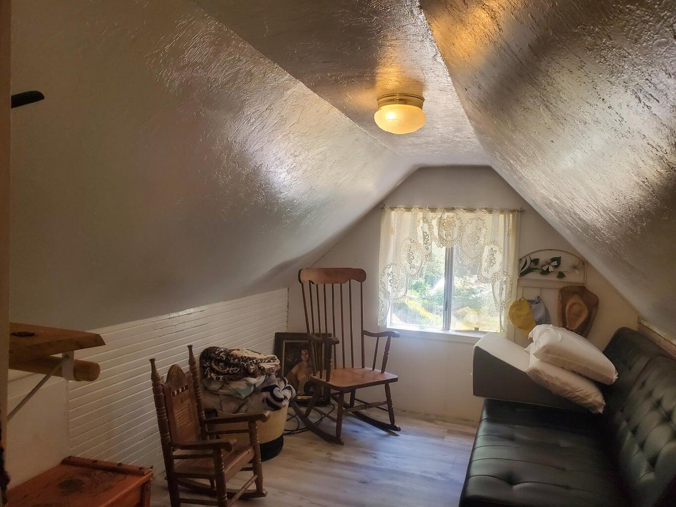 57918 Redwood Trl, Badger, CA 93603