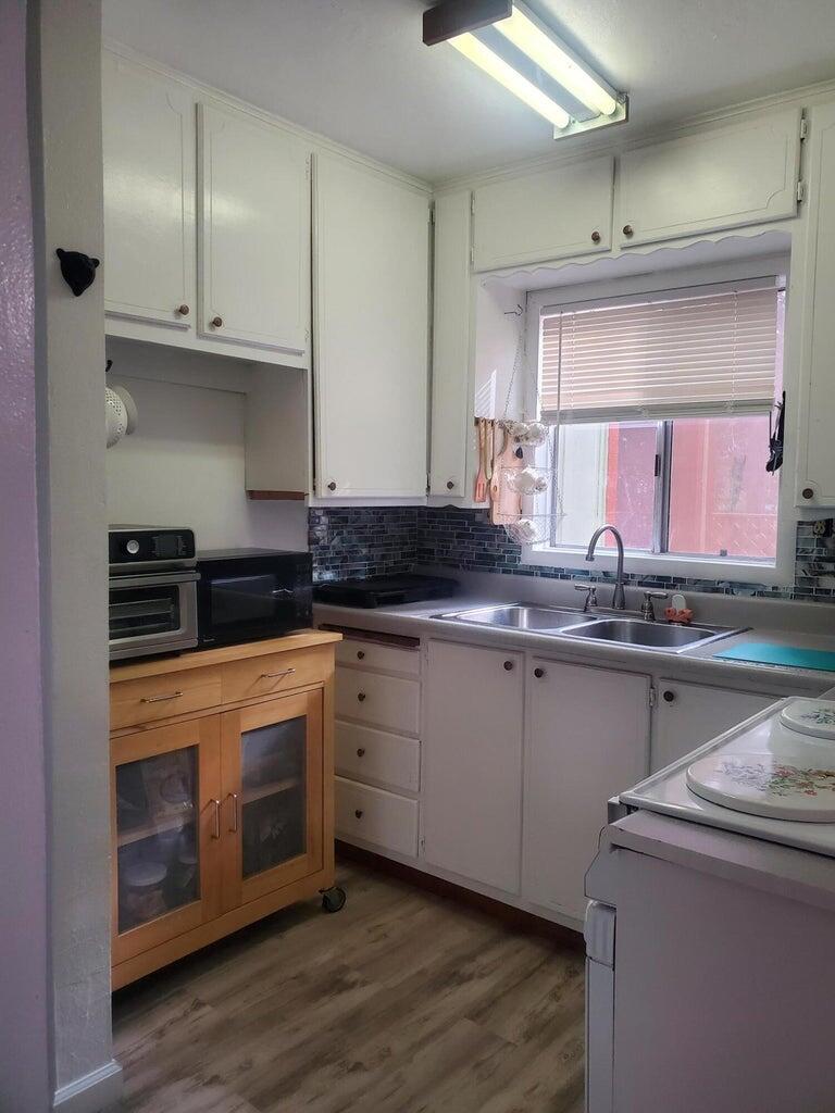 57918 Redwood Trl, Badger, CA 93603