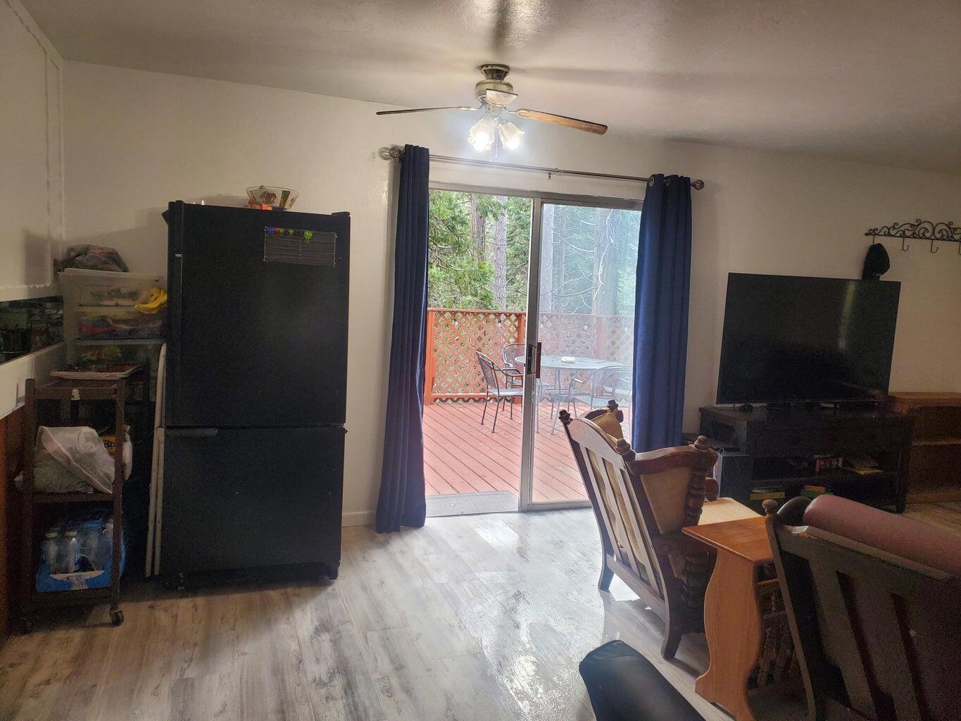 57918 Redwood Trl, Badger, CA 93603