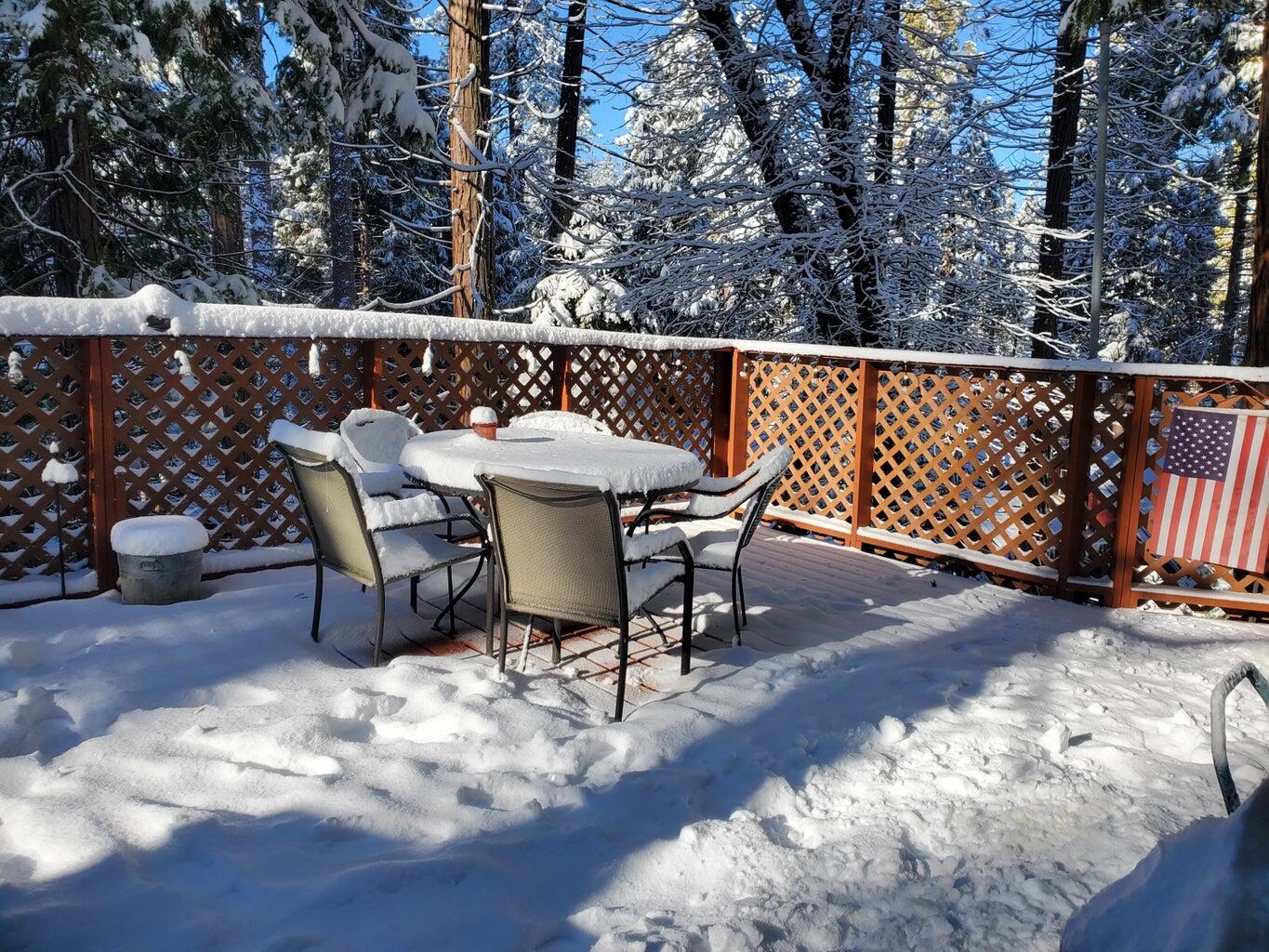 57918 Redwood Trl, Badger, CA 93603