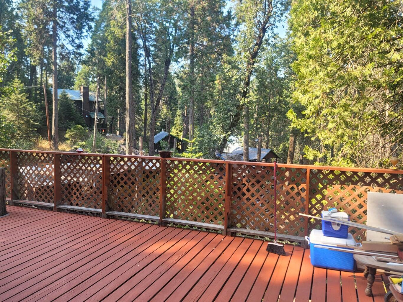 57918 Redwood Trl, Badger, CA 93603