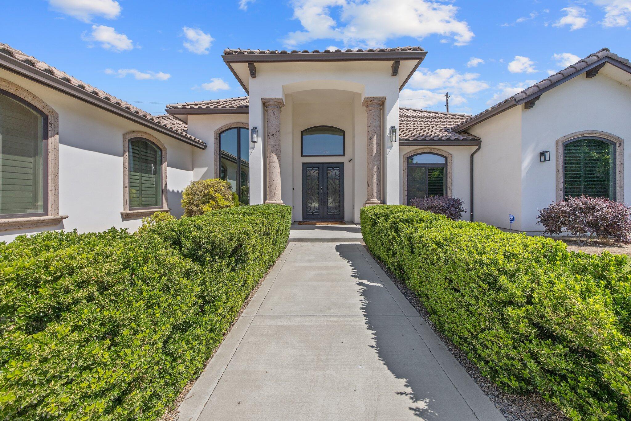 6702 W Harter Ave, Visalia, CA 93277