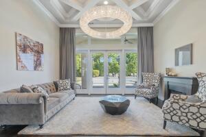 6702 W Harter Ave, Visalia, CA 93277