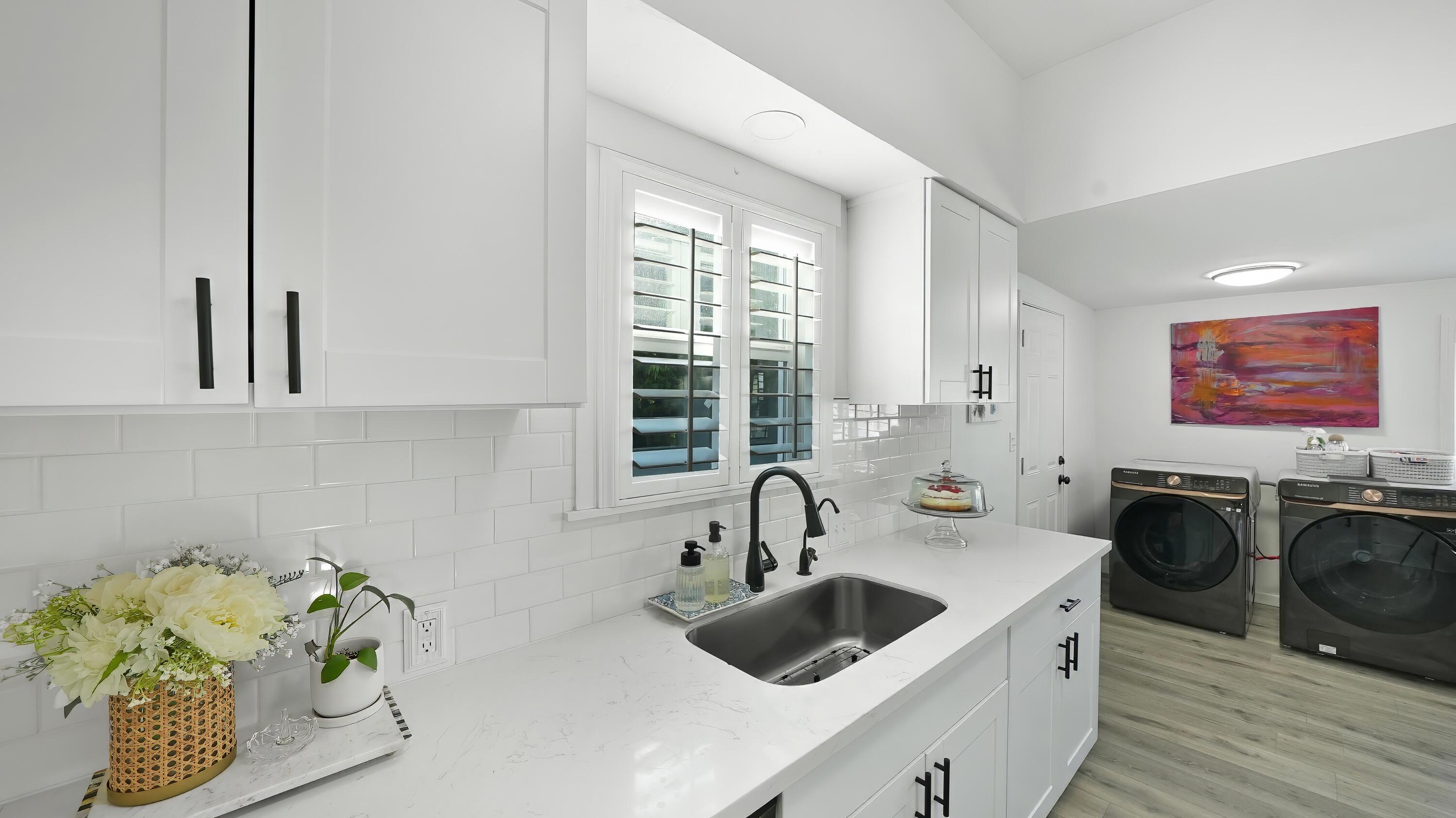 1318 N Redington St, Hanford, CA 93230