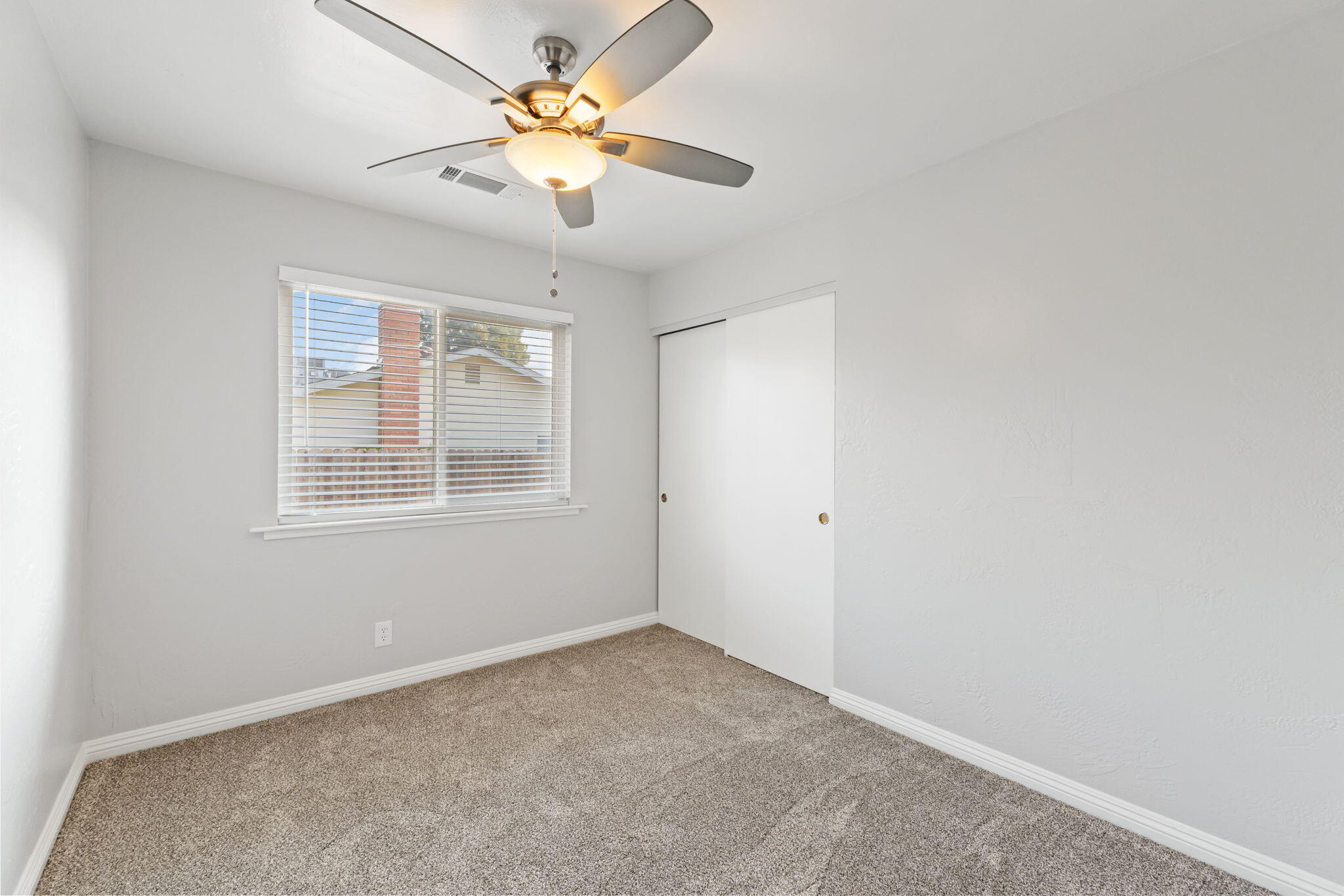 4142 W Cambridge Ave, Visalia, CA 93277