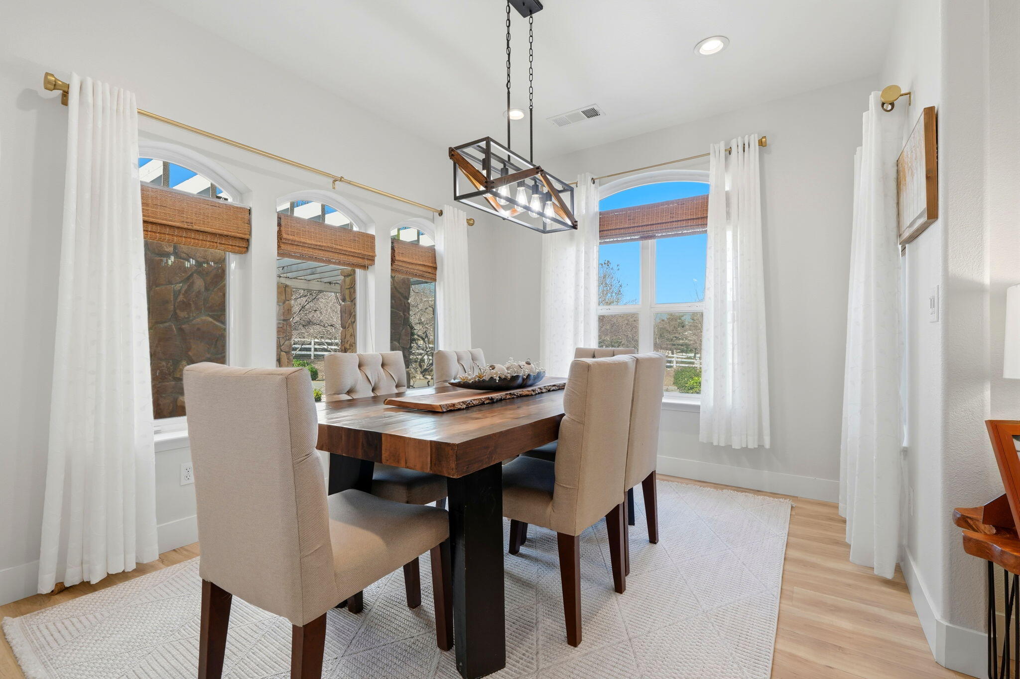 16280 Wardlaw Dr, Springville, CA 93265